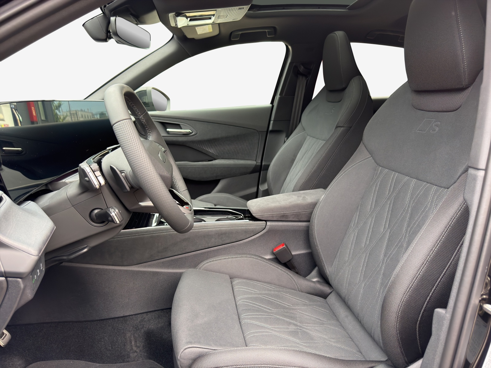 AUDI Q3 Sportback e-hybrid 200 kW S tronig-image-7