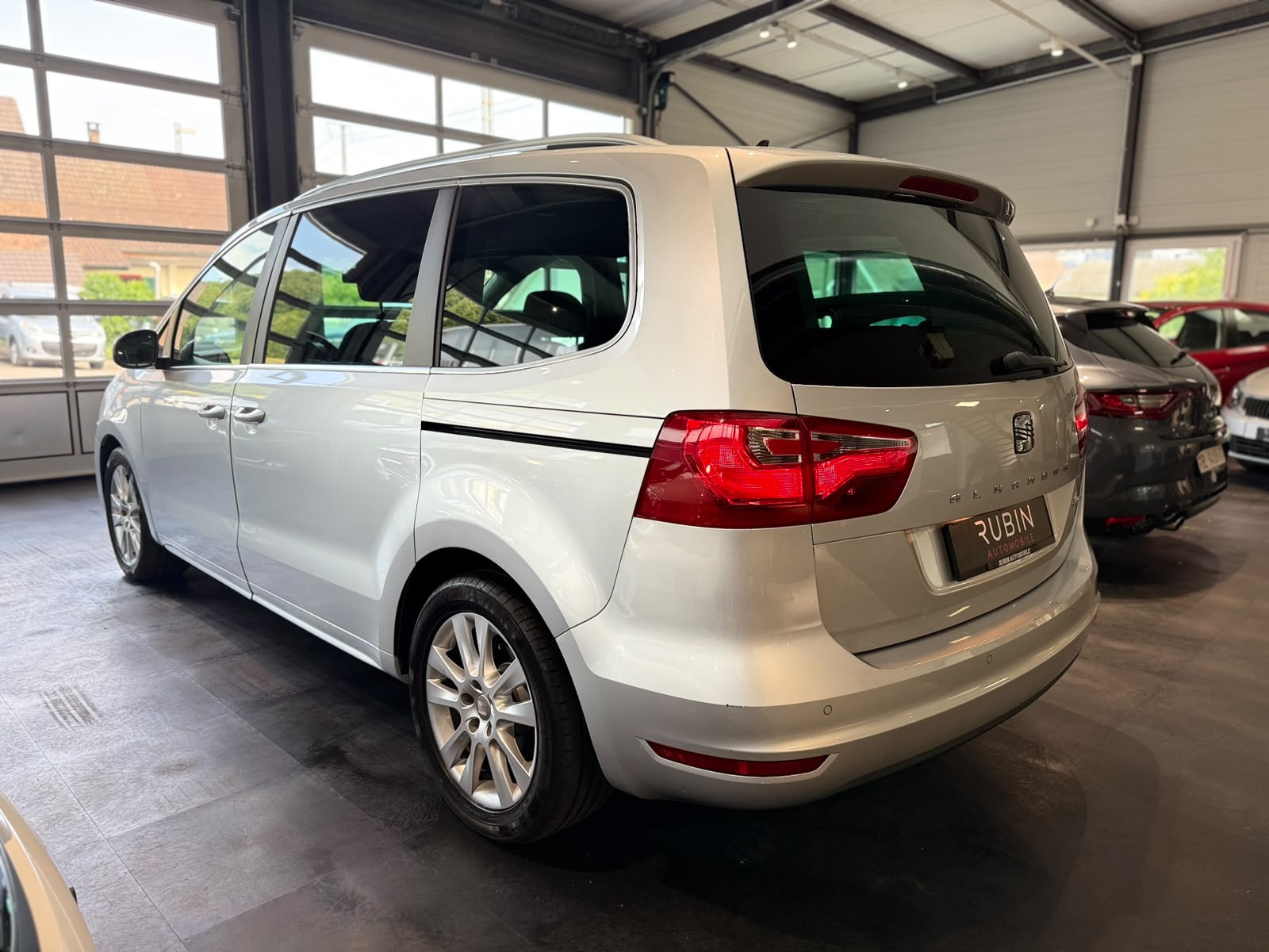 SEAT Alhambra 2.0 TDI E_Ecomotive Style-image-2
