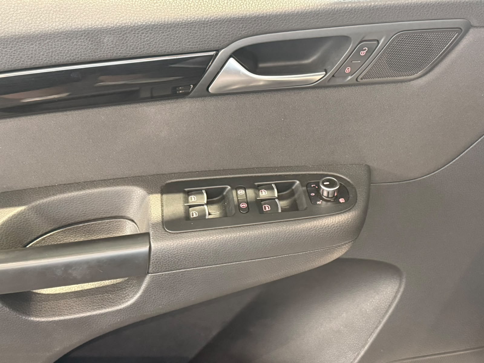SEAT Alhambra 2.0 TDI E_Ecomotive Style-image-19