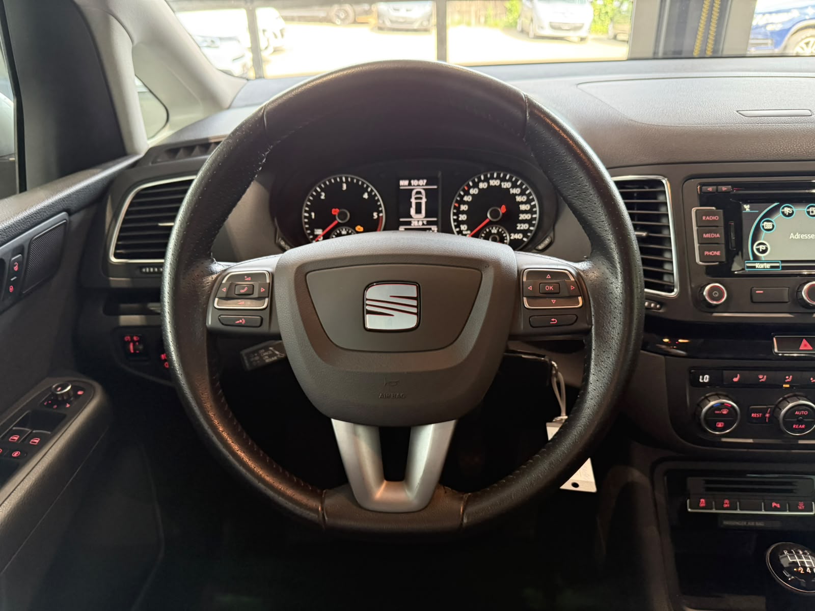 SEAT Alhambra 2.0 TDI E_Ecomotive Style-image-13