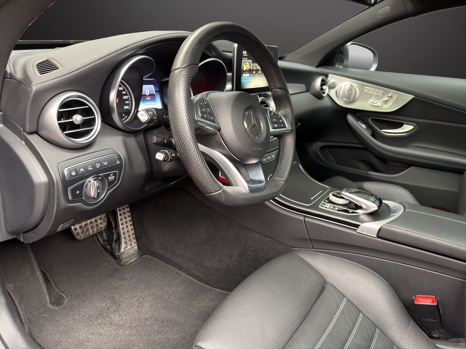 MERCEDES-BENZ C 400 AMG Line 4Matic-image-6