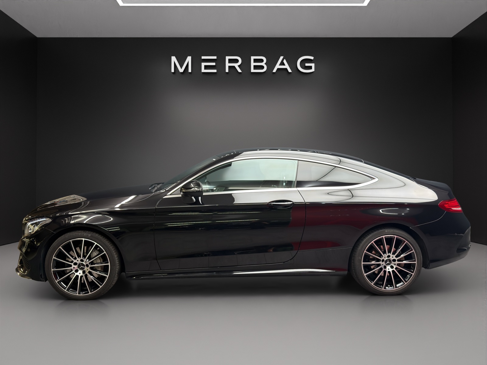 MERCEDES-BENZ C 400 AMG Line 4Matic-image-2