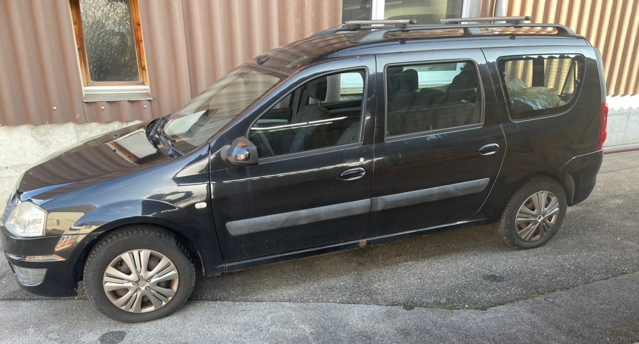 DACIA Logan 1.5 dCi Lauréate-image-8