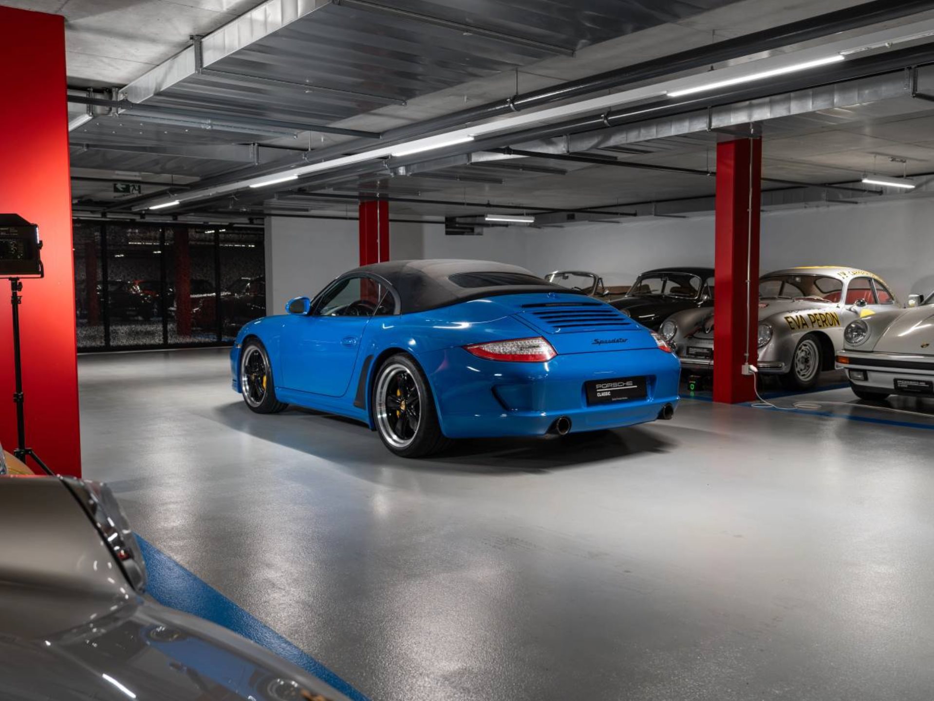 PORSCHE 911 Speedster-image-10