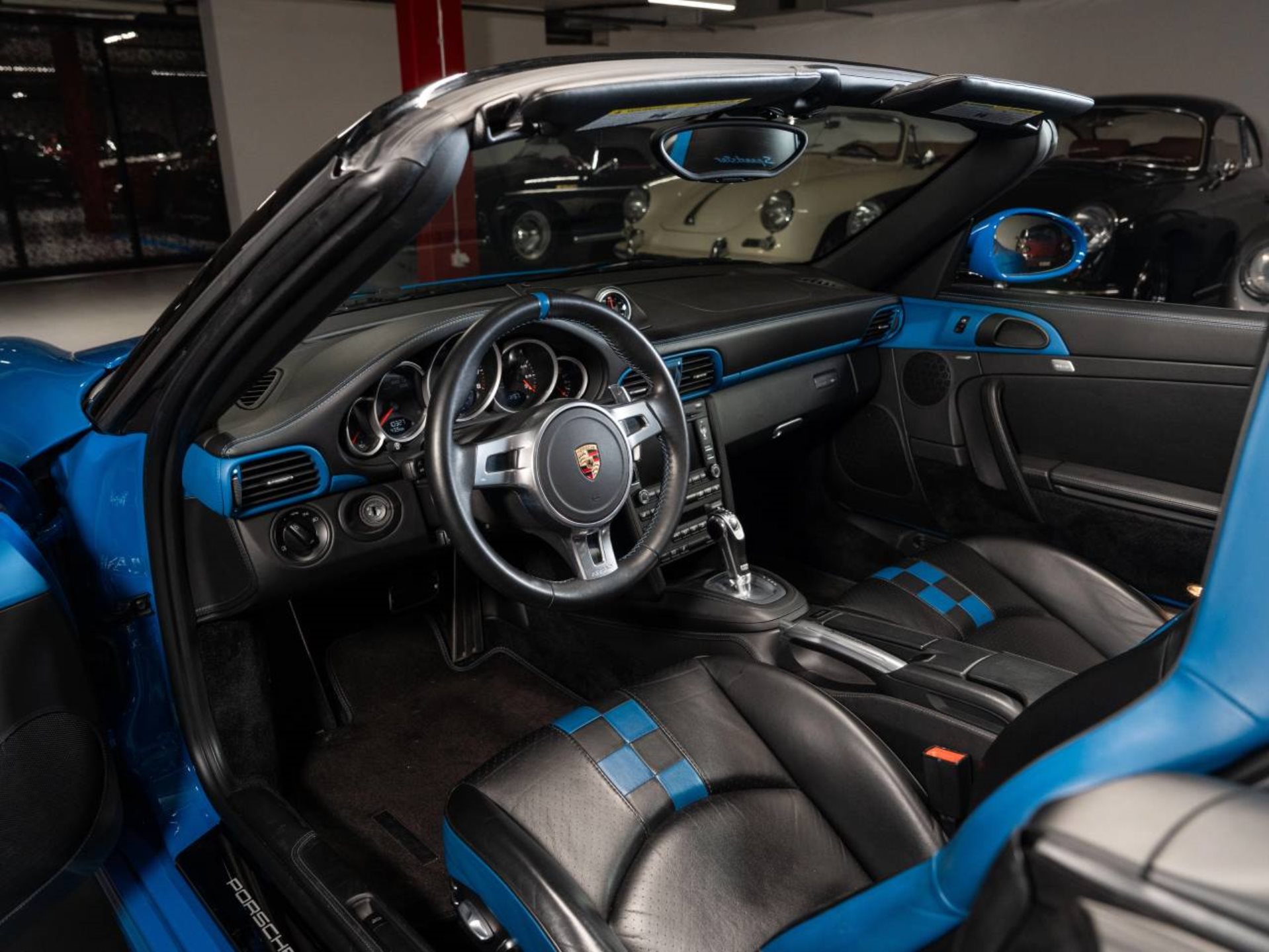 PORSCHE 911 Speedster-image-3