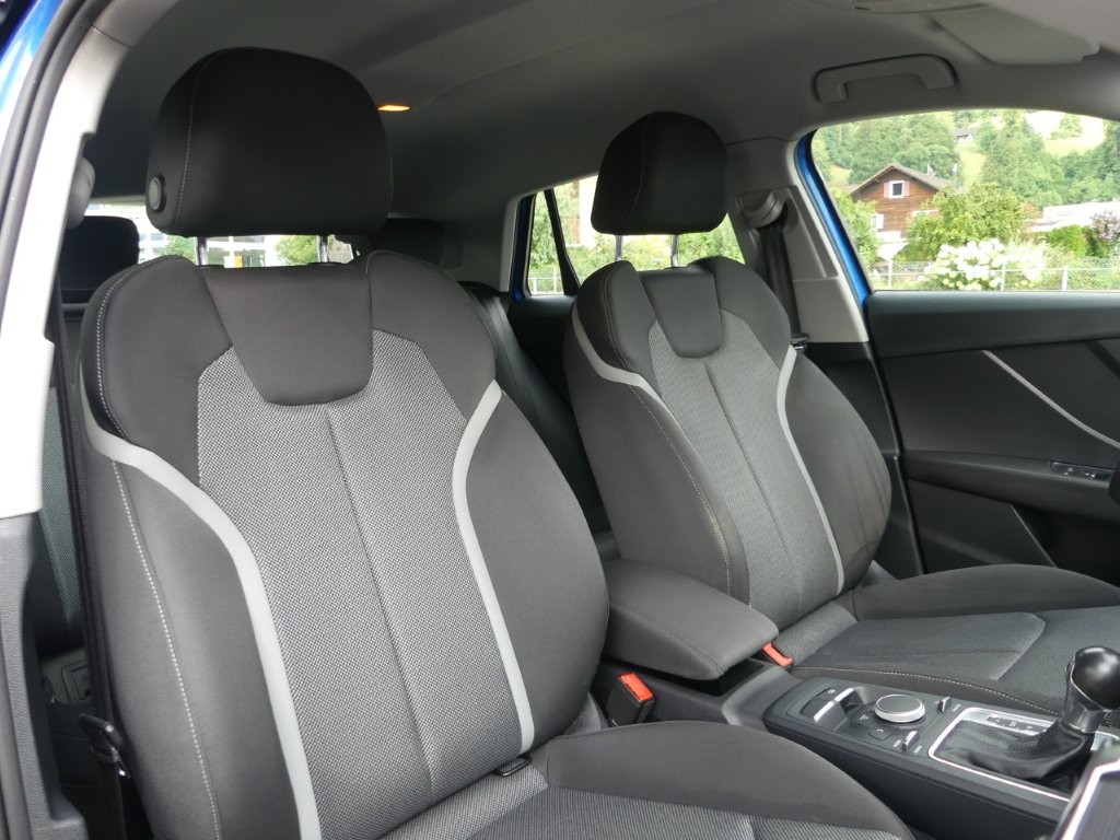 AUDI Q2 1.4 TFSI sport S-tronic-image-10