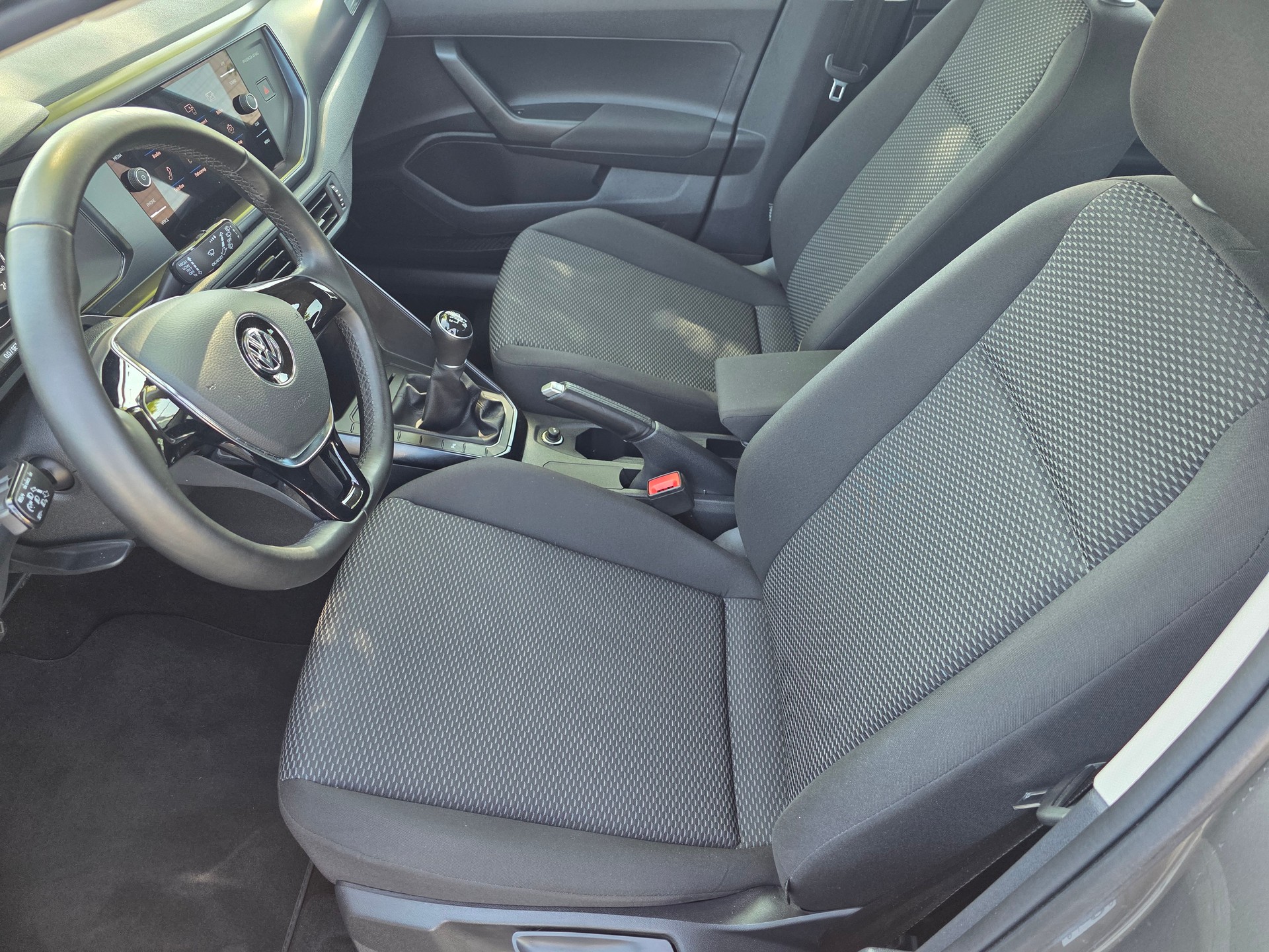 VW Polo 1.0 BMT Trendline-image-15