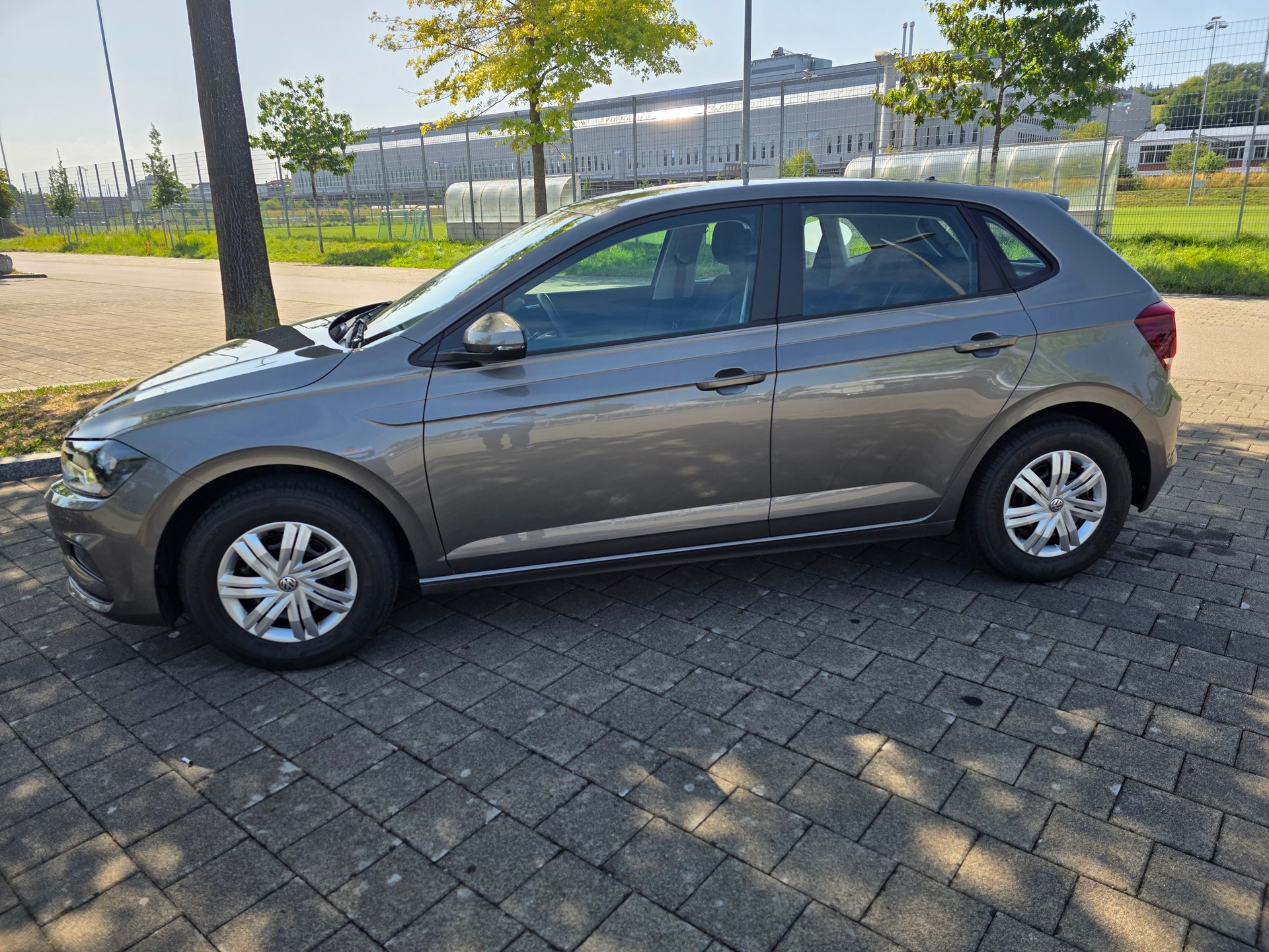 VW Polo 1.0 BMT Trendline-image-3