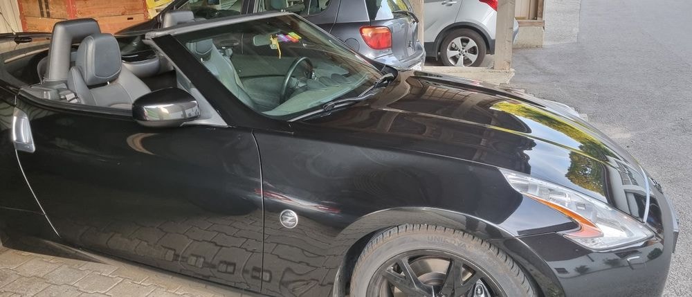 NISSAN 3.7 V6 24V