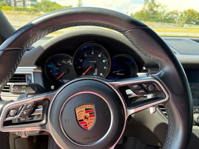 PORSCHE 2.0-image-2