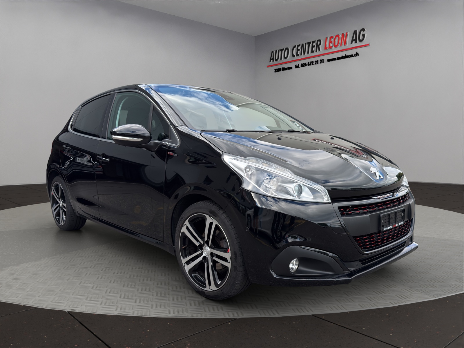 PEUGEOT 208 1.2 PureTech GT Line-image-7