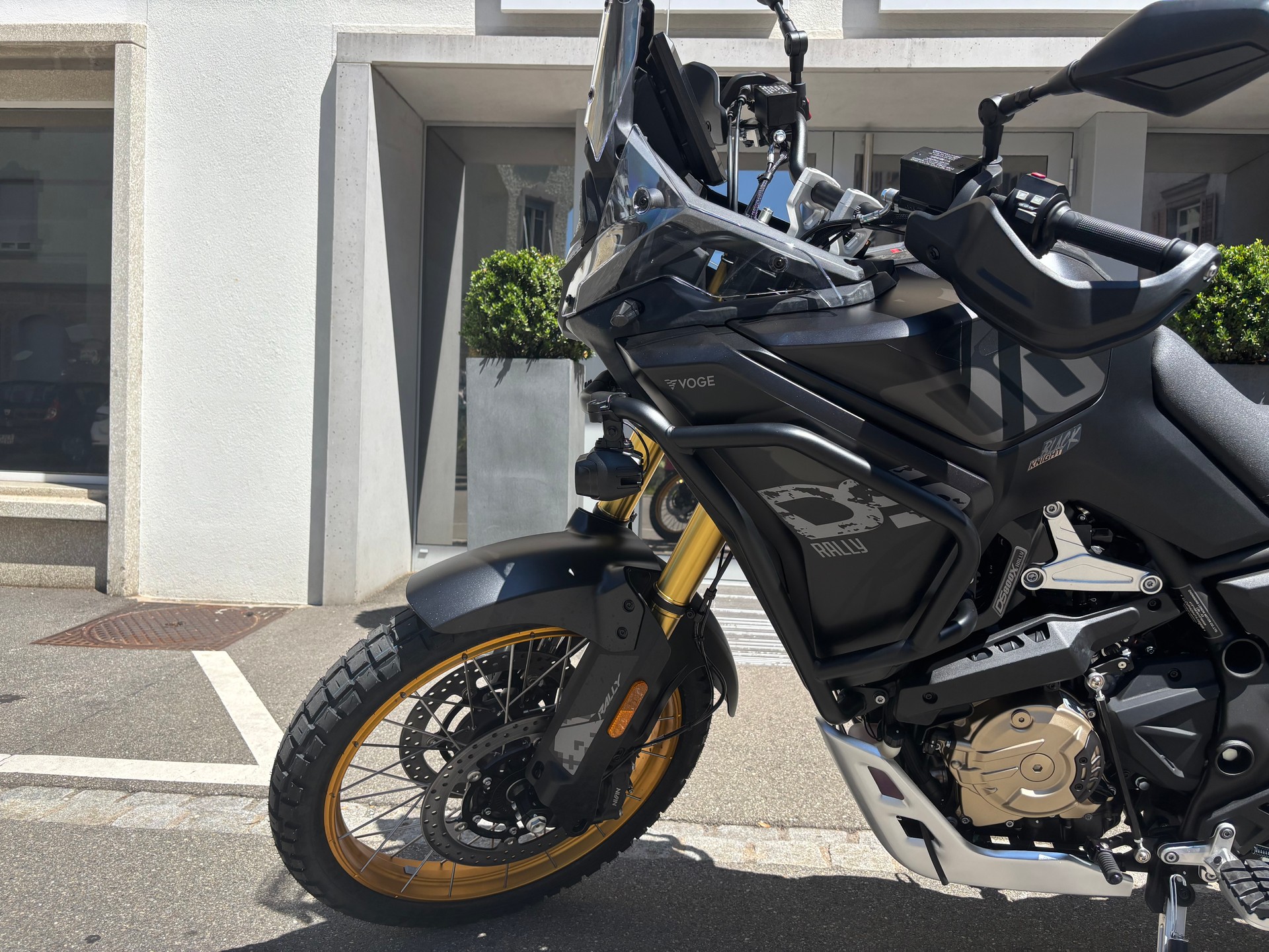 VOGE 800 DS Rally-image-8