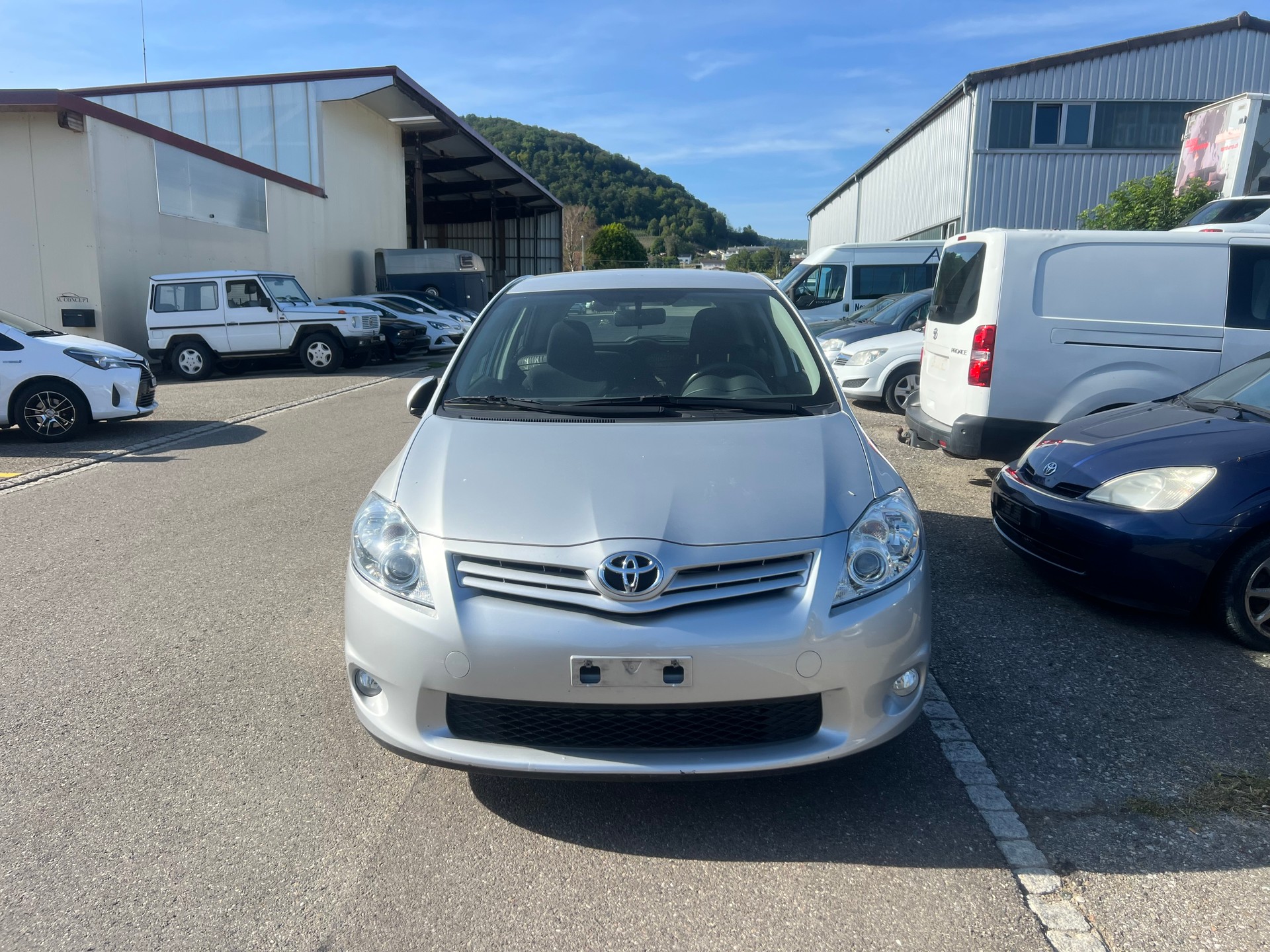 TOYOTA Auris 1.6 Linea Sol-image-1