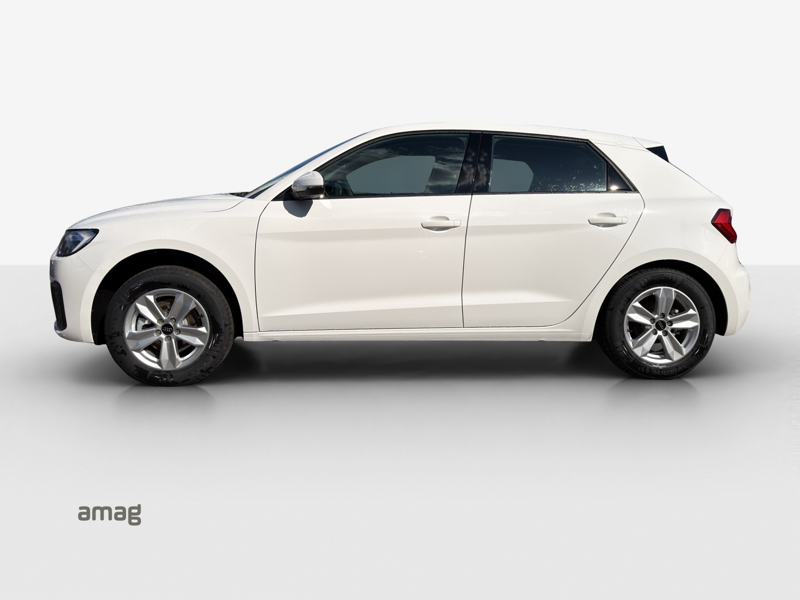 AUDI A1 Sportback 30 TFSI Attraction S-tronic-image-1