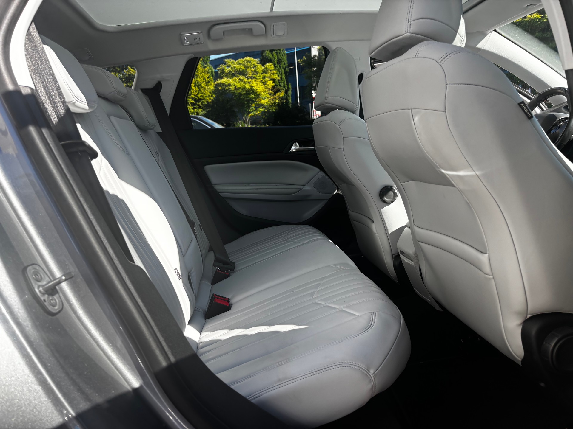 PEUGEOT 308 SW 2.0 BlueHDI Féline Automatic-image-9