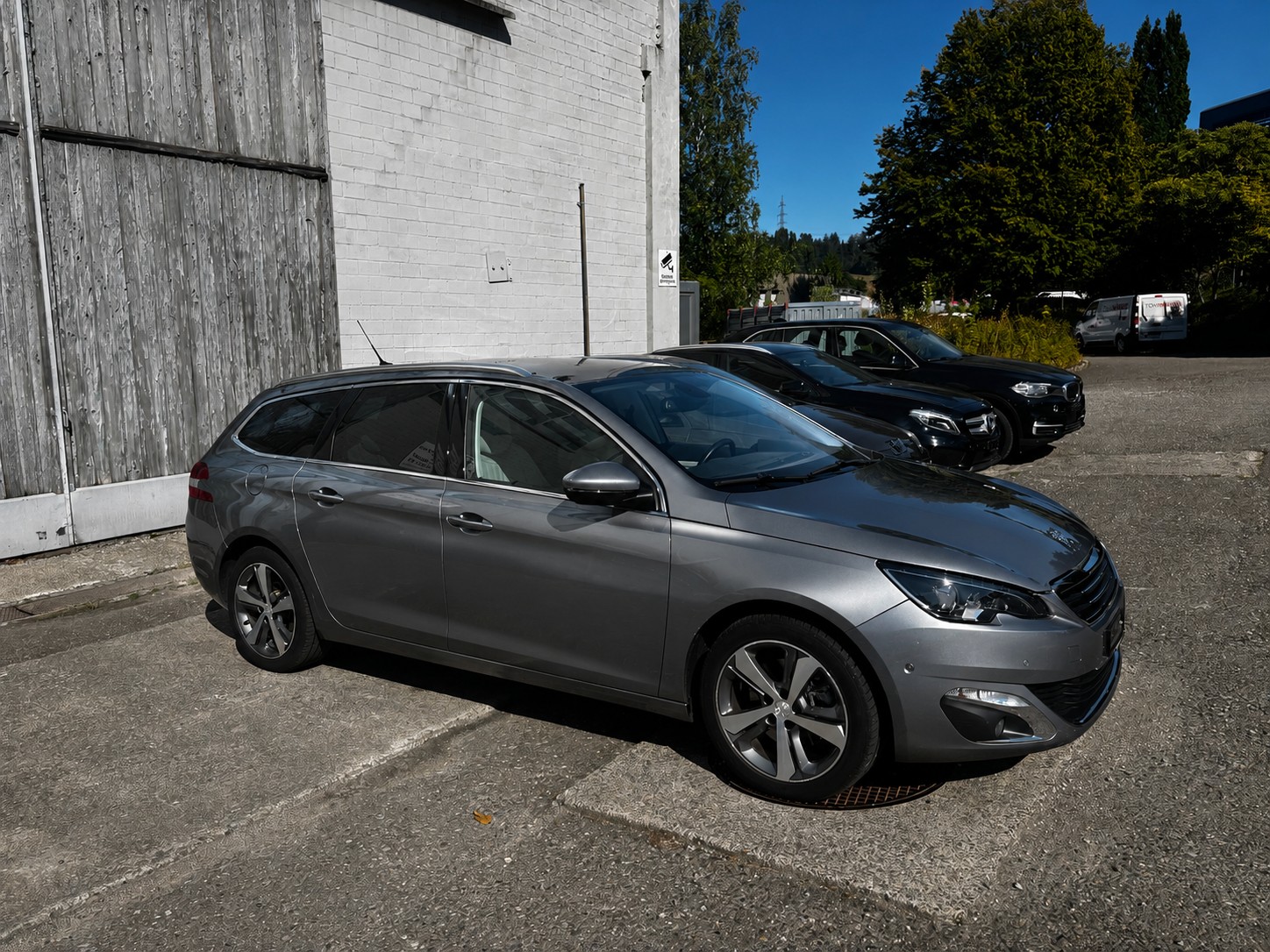 PEUGEOT 308 SW 2.0 BlueHDI Féline Automatic-image-6