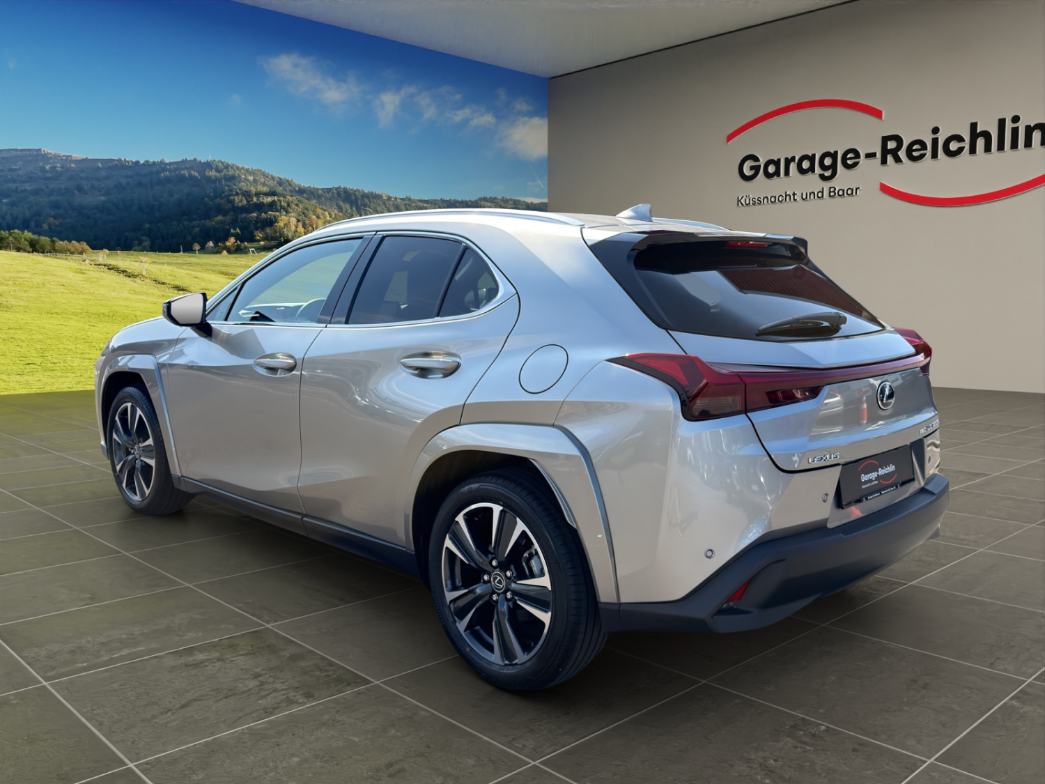 LEXUS UX 300h excellence AWD-image-2