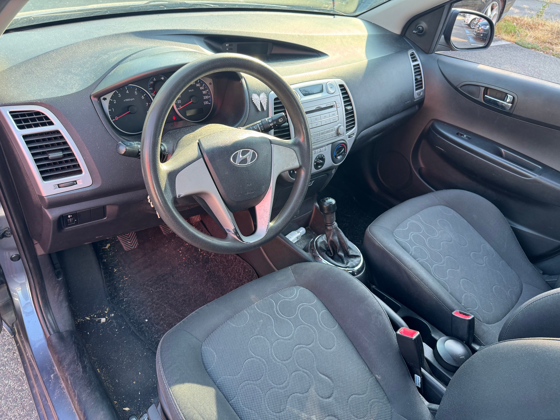 HYUNDAI i20 1.2 Comfort-image-17