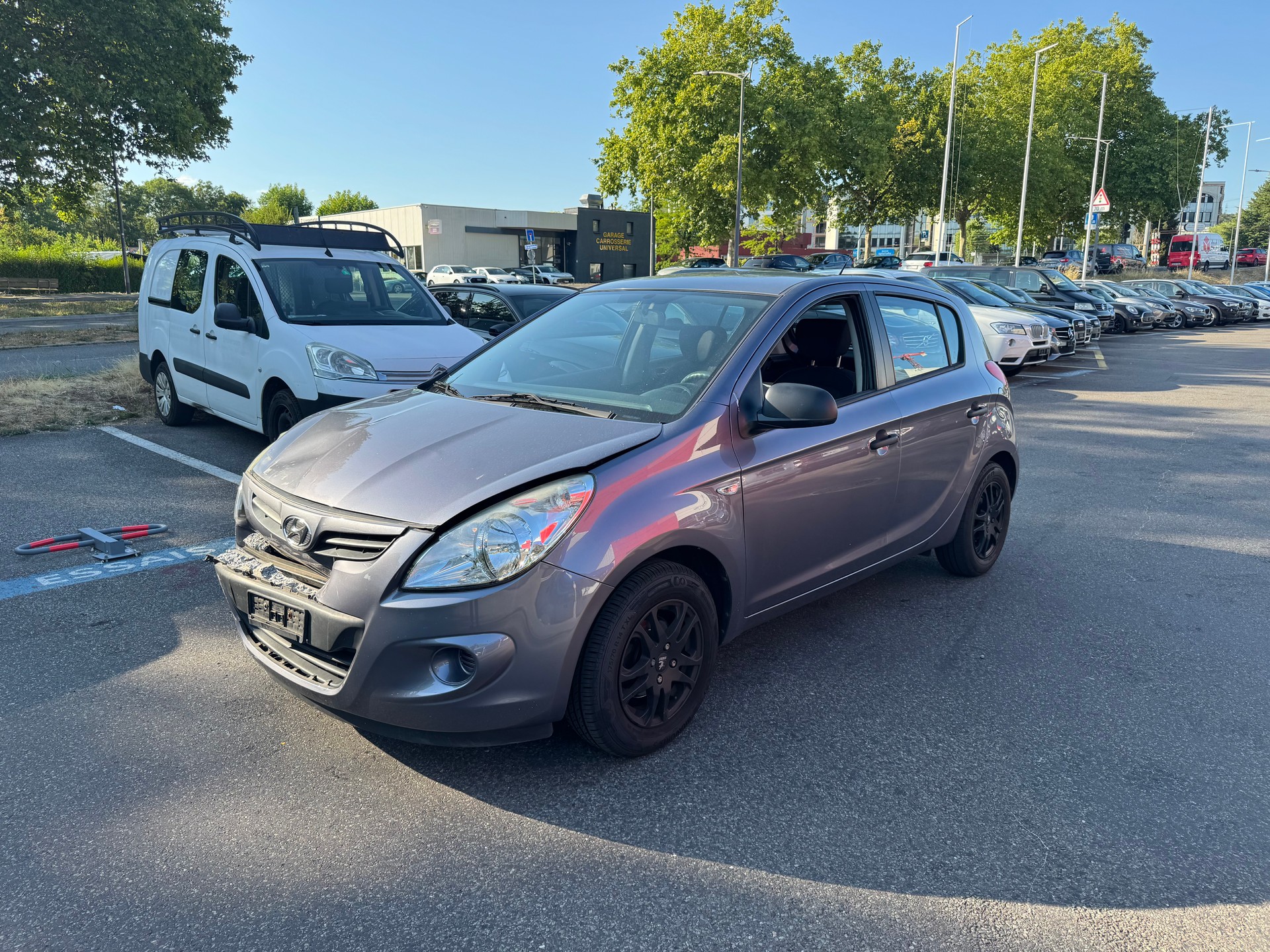 HYUNDAI i20 1.2 Comfort-image-4