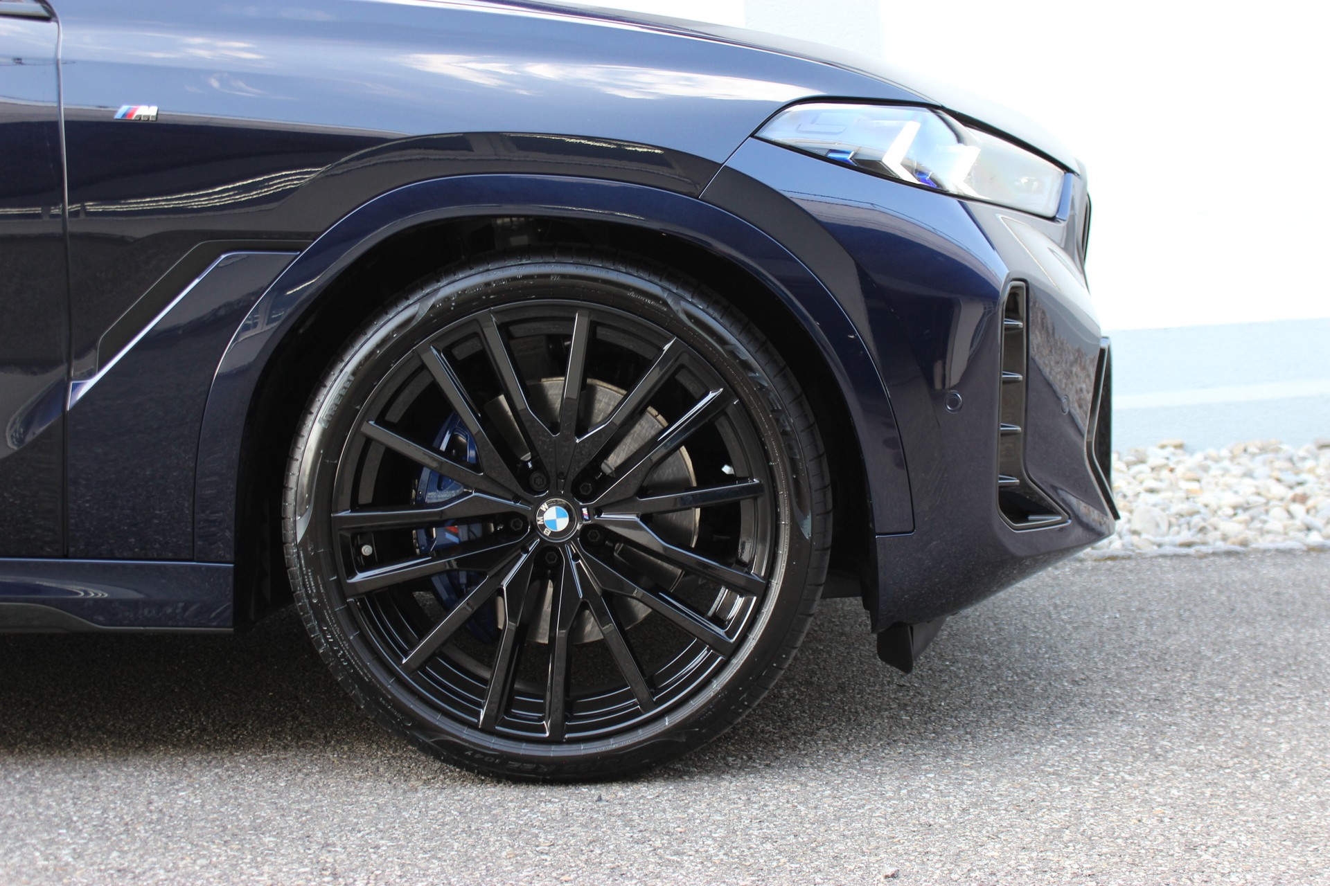 BMW X6 xDrive 48V 30d M Sport Pro *TANSANITBLAU METALLIC*-image-6