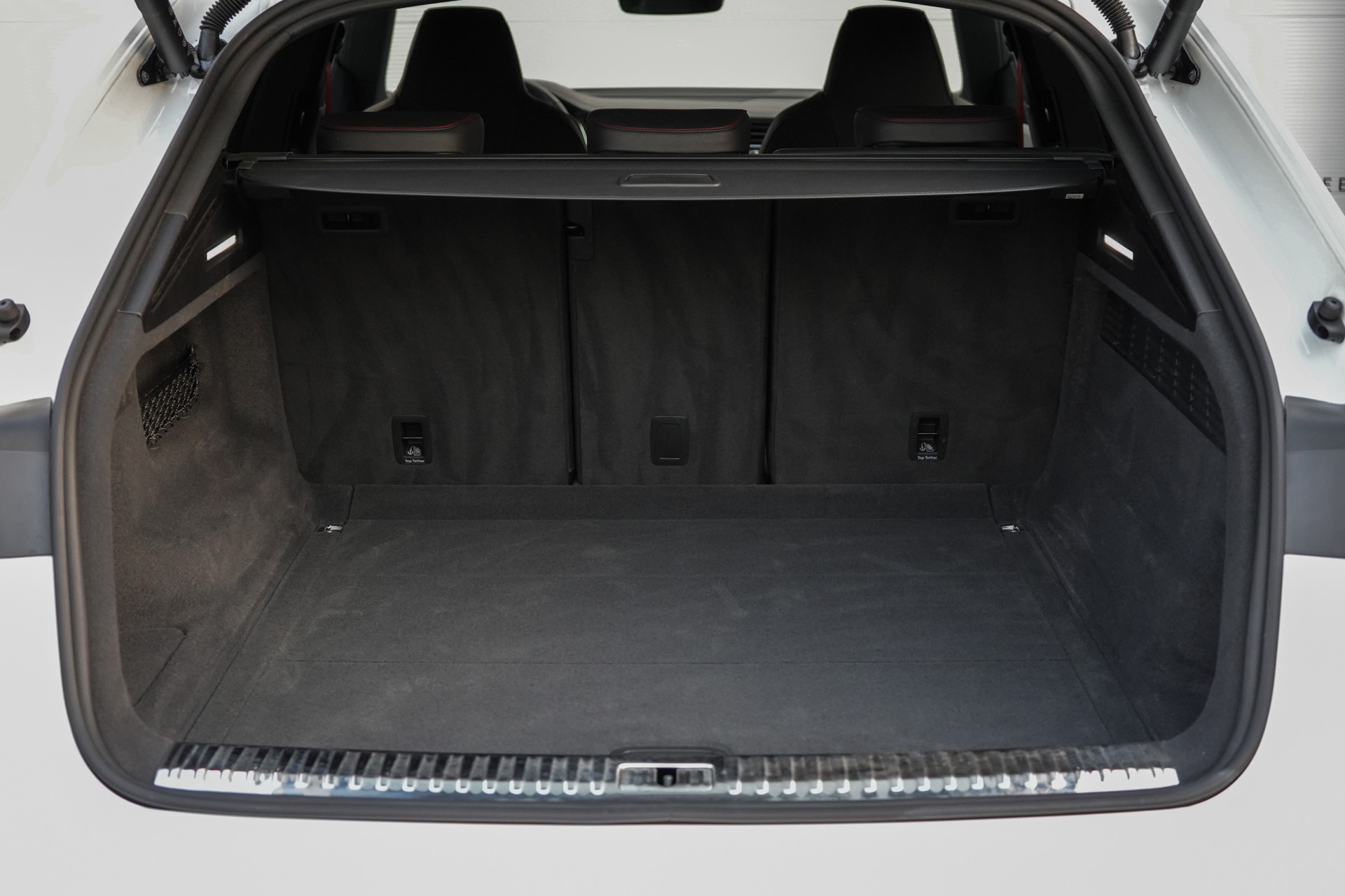 AUDI SQ8 Competition TFSI quattro tiptronic-image-30