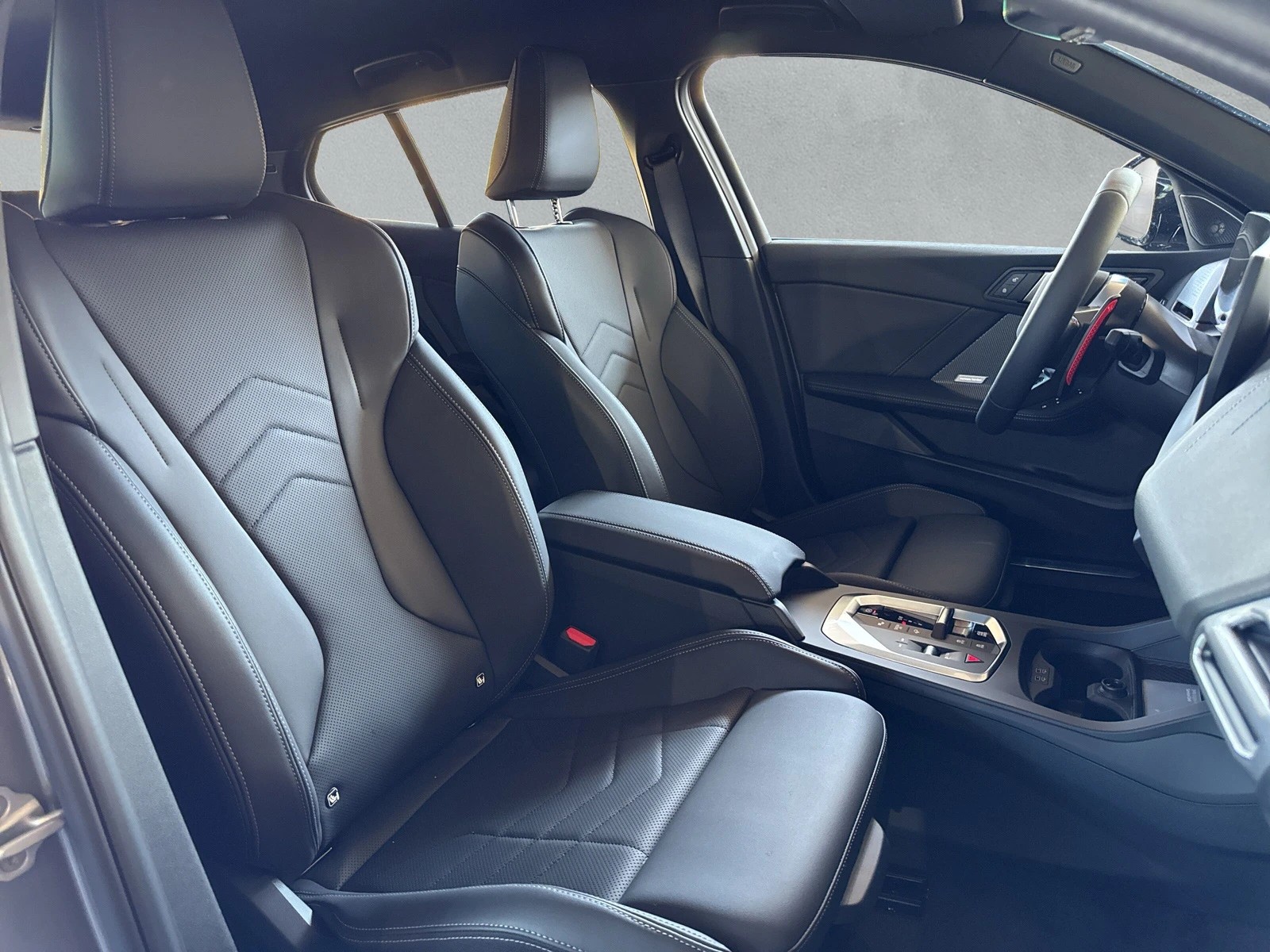 BMW M135 xDrive-image-14