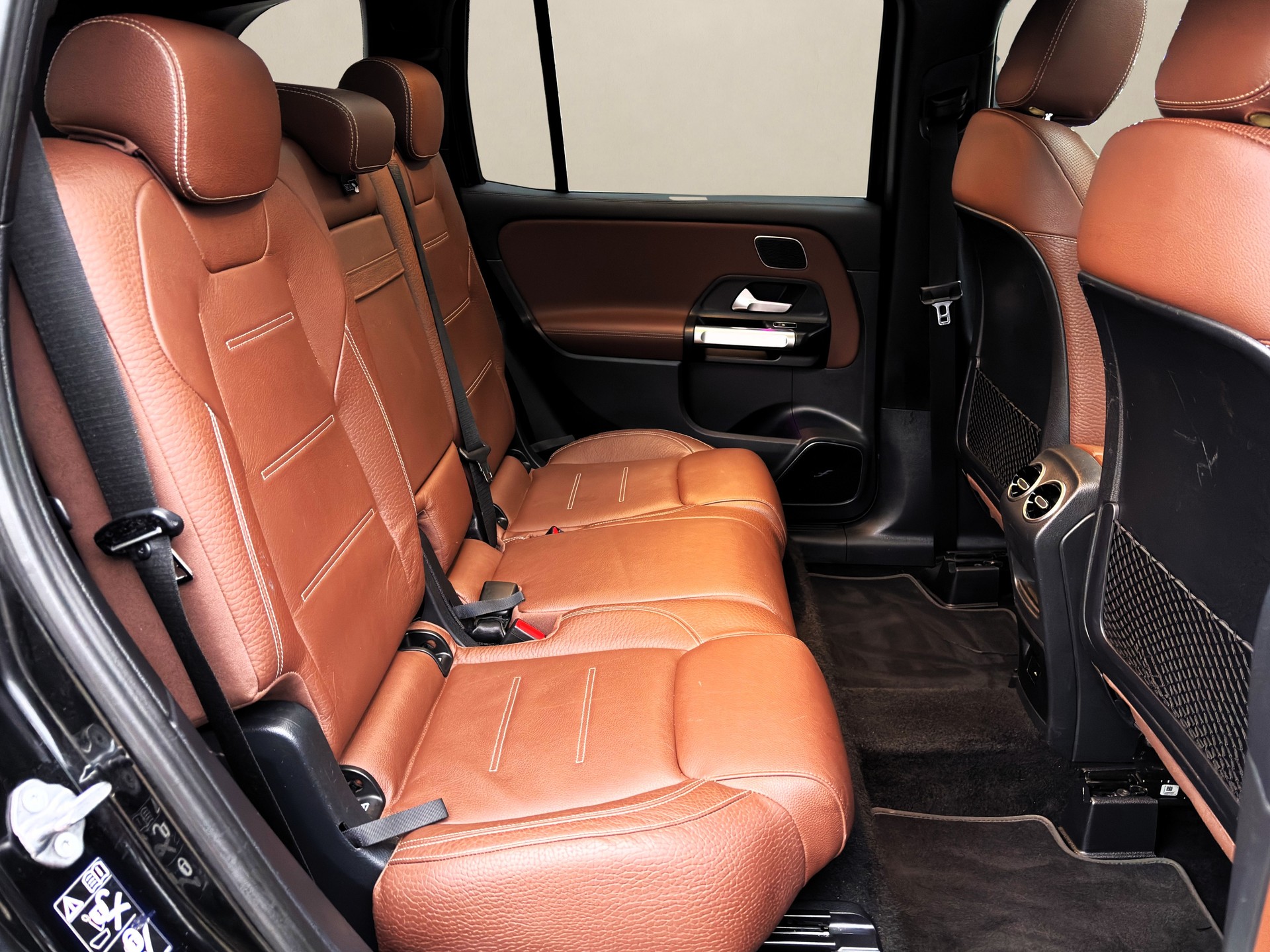 MERCEDES-BENZ GLB❗35 AMG❗4Matic 8G-Tronic ✅CH-Fahrzeug & Frisch ab Service✅-image-13