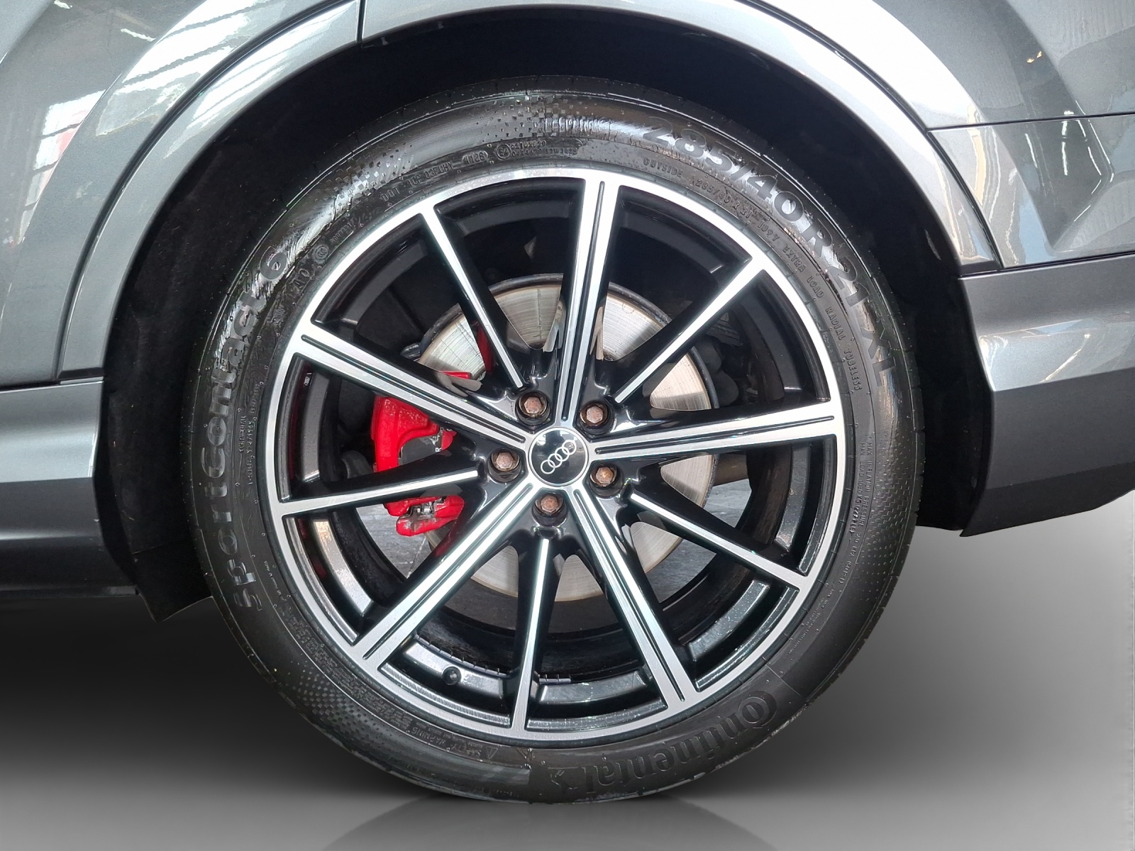 AUDI Q7 60 TFSI e quattro PHEV S line tiptronic-image-13
