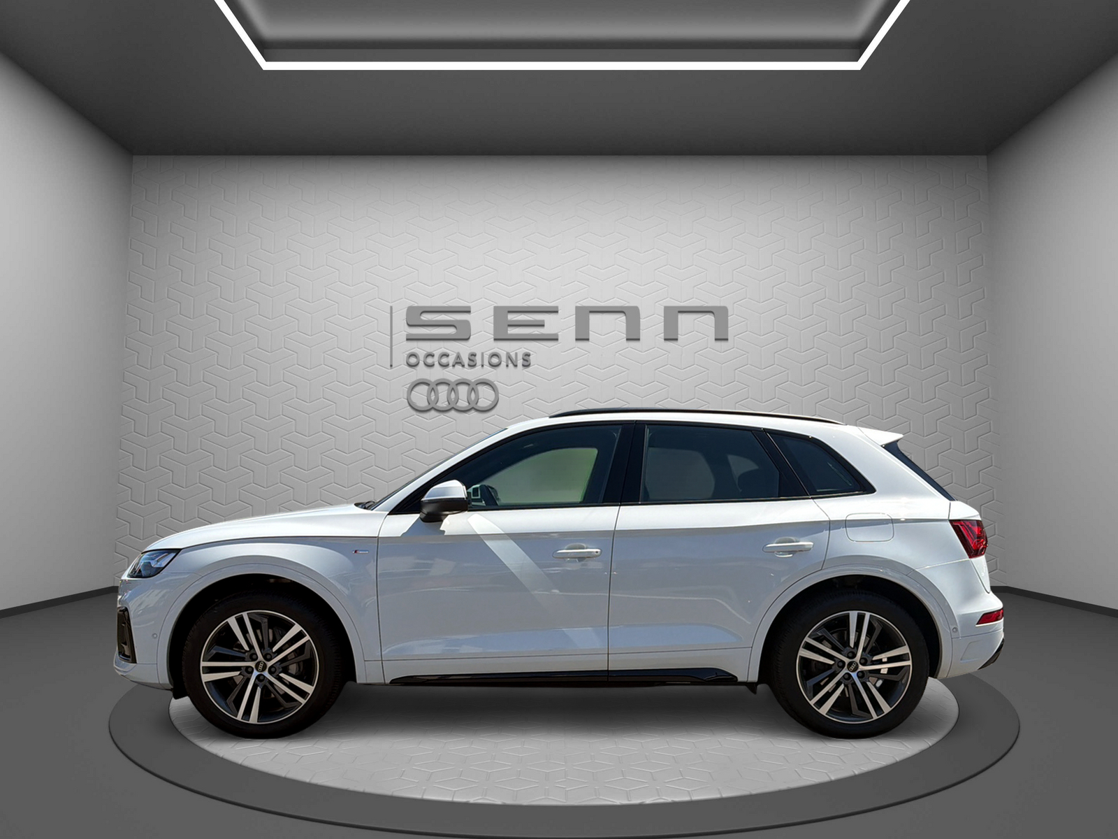 AUDI Q5 55 TFSI e PHEV S line quattro S-tronic-image-2