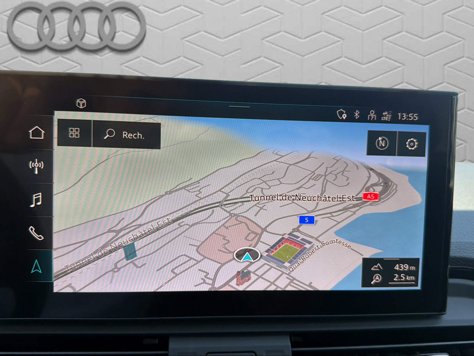 AUDI Q5 55 TFSI e PHEV S line quattro S-tronic-image-19