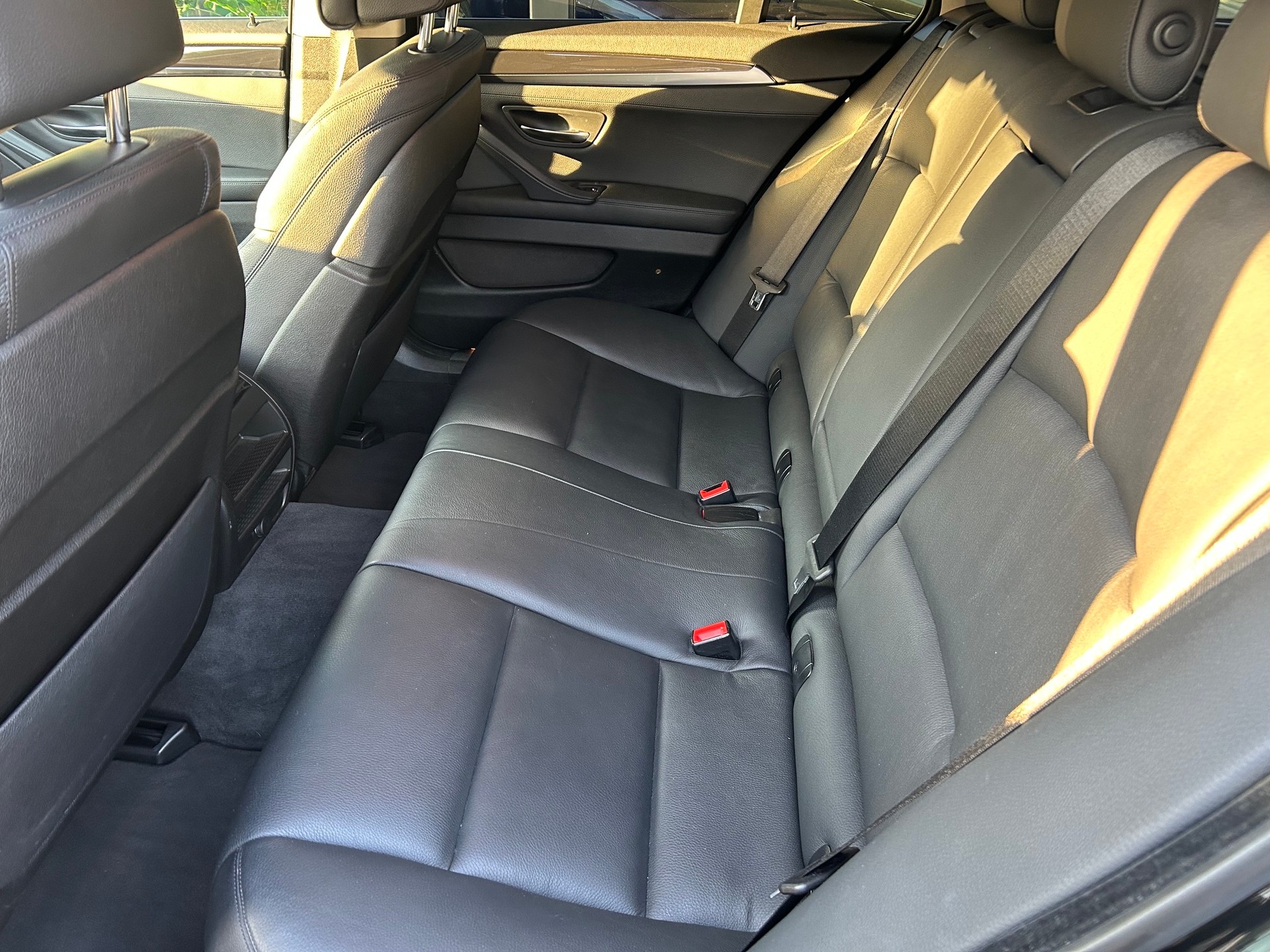 BMW 528i Touring xDrive Steptronic-image-11