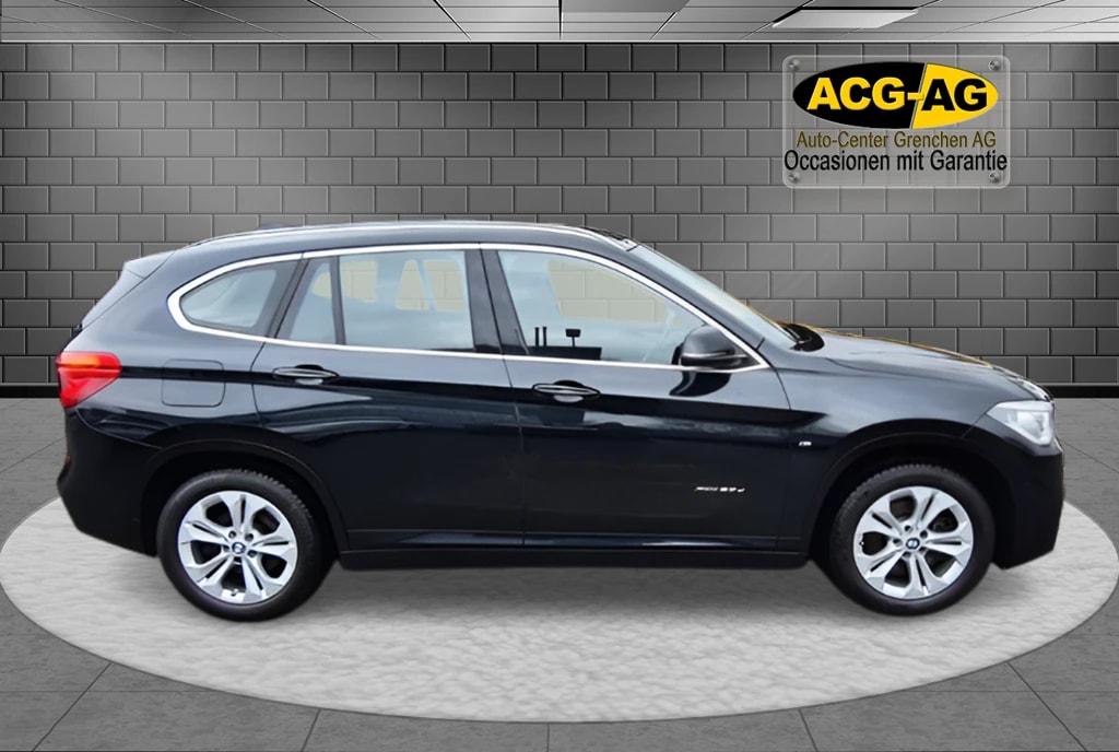 BMW X1 xDrive 20d M Sport Steptronic ** Alcantara-Leder ** Gr-Navi ** RF-Kamera ** Head UP Display ** Frisch Ab MFK & Service **-image-5