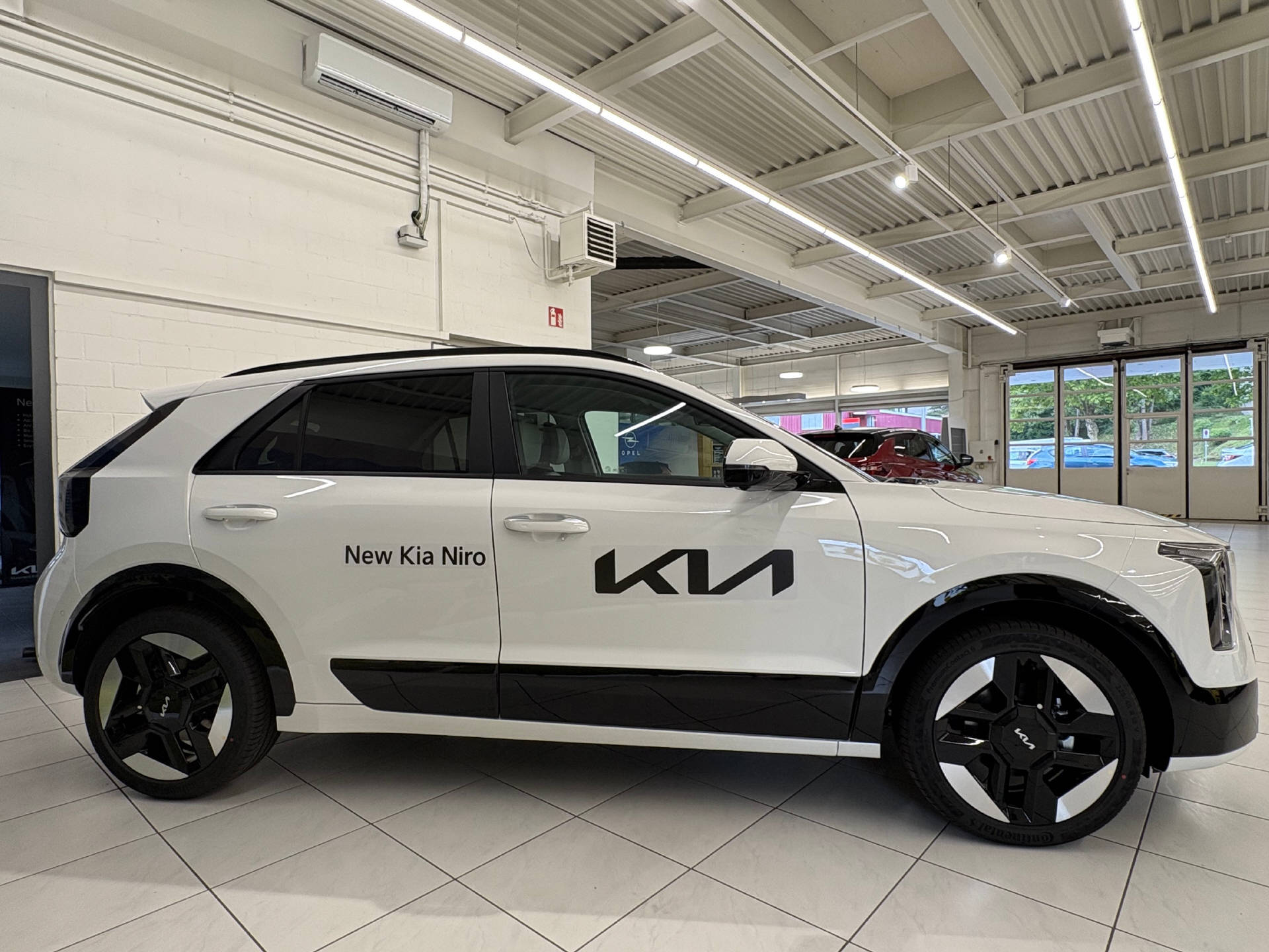 KIA Niro 1.6 GDi Hybrid Style-image-3