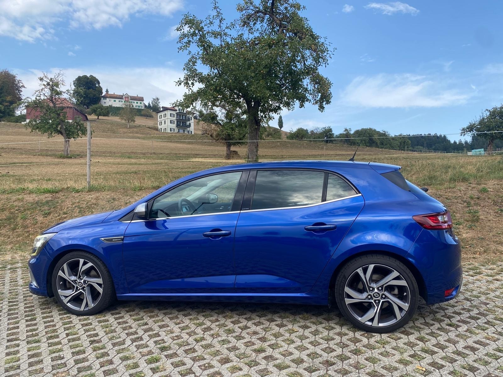 RENAULT Mégane 1.6 16V Turbo GT EDC-image-5