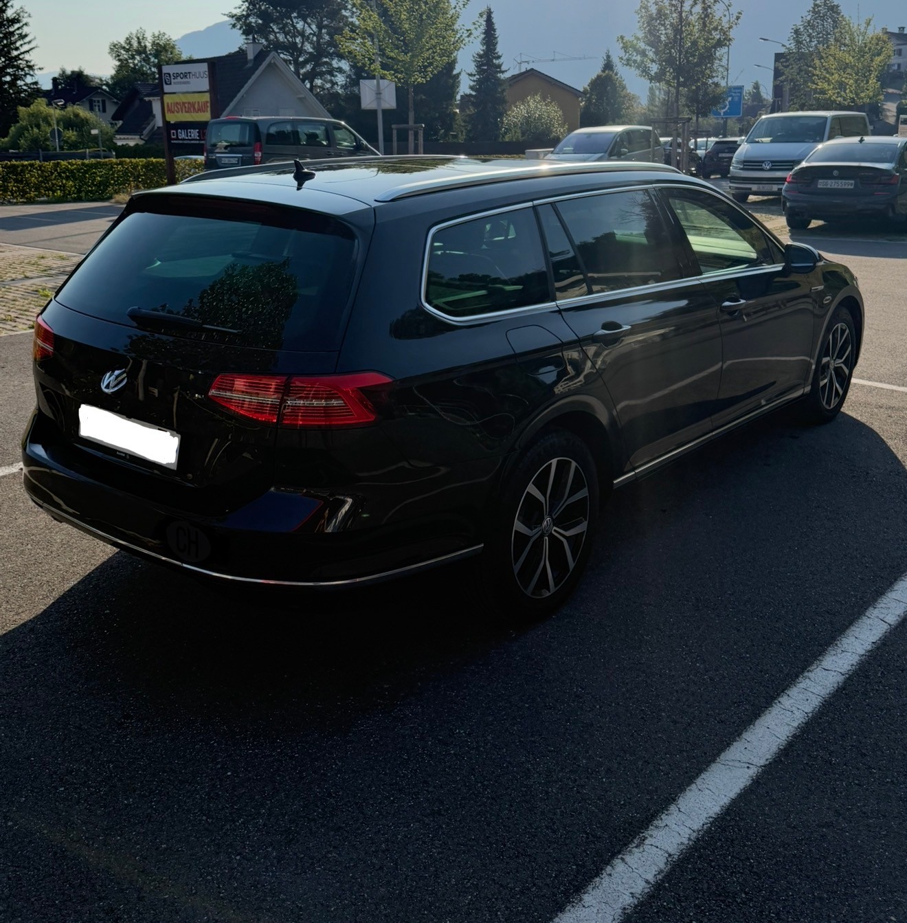 VW Passat Variant 2.0 TDI SCR BMT Highline 4Motion-image-3
