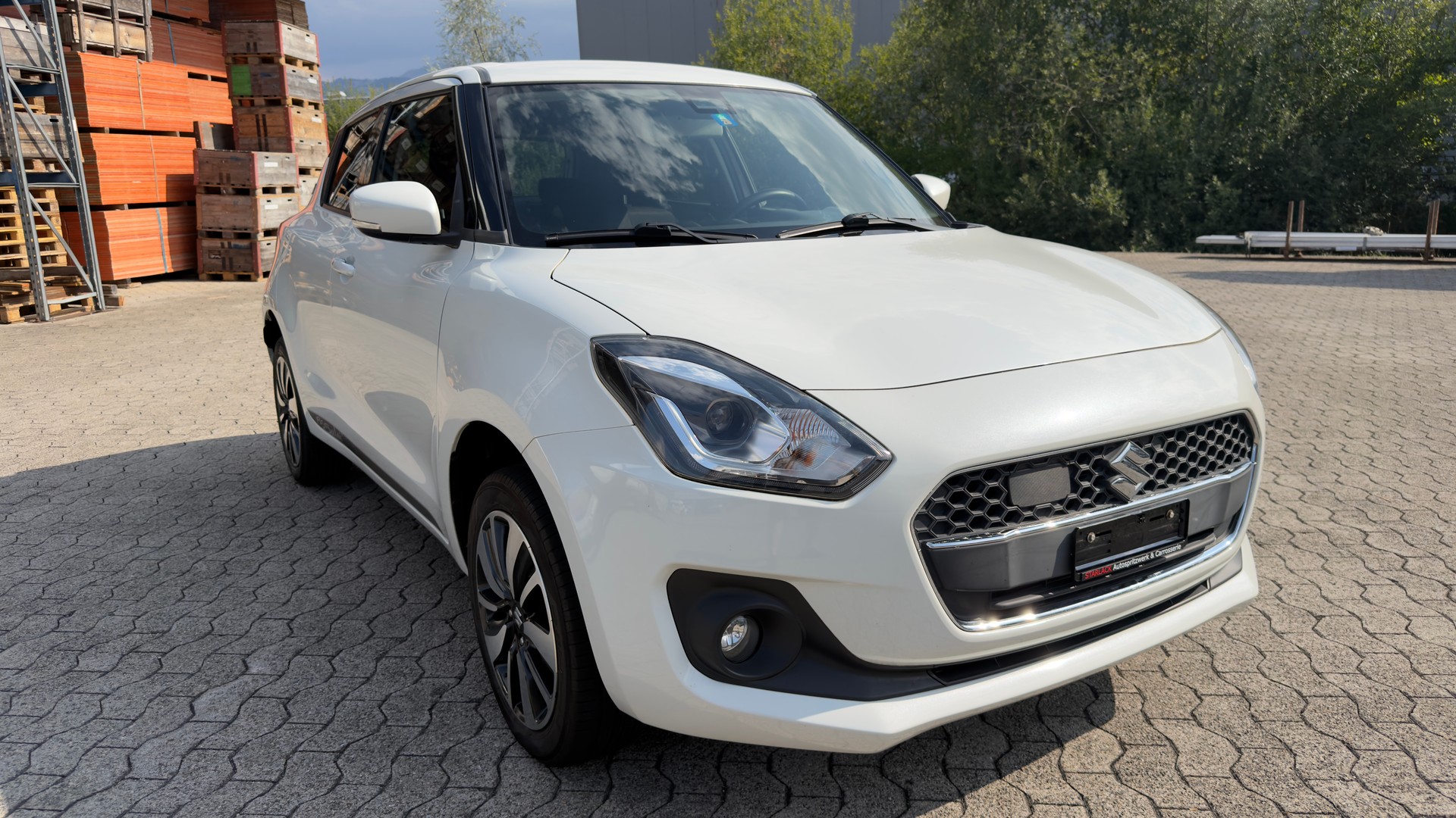 SUZUKI Swift 1.2i 16V SHVS Piz Sulai Top Hybrid Allgri4x4-image-6