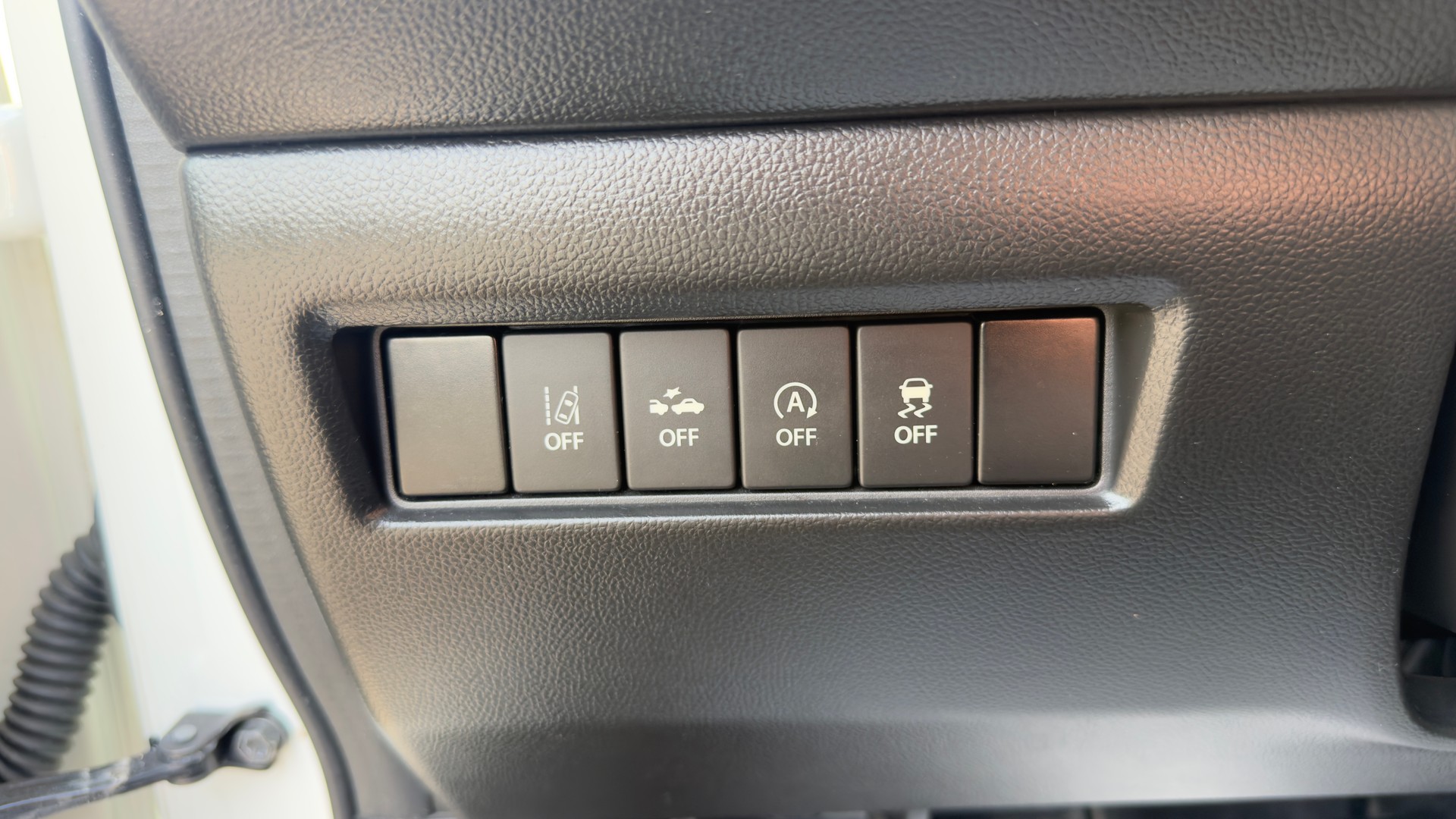 SUZUKI Swift 1.2i 16V SHVS Piz Sulai Top Hybrid Allgri4x4-image-11