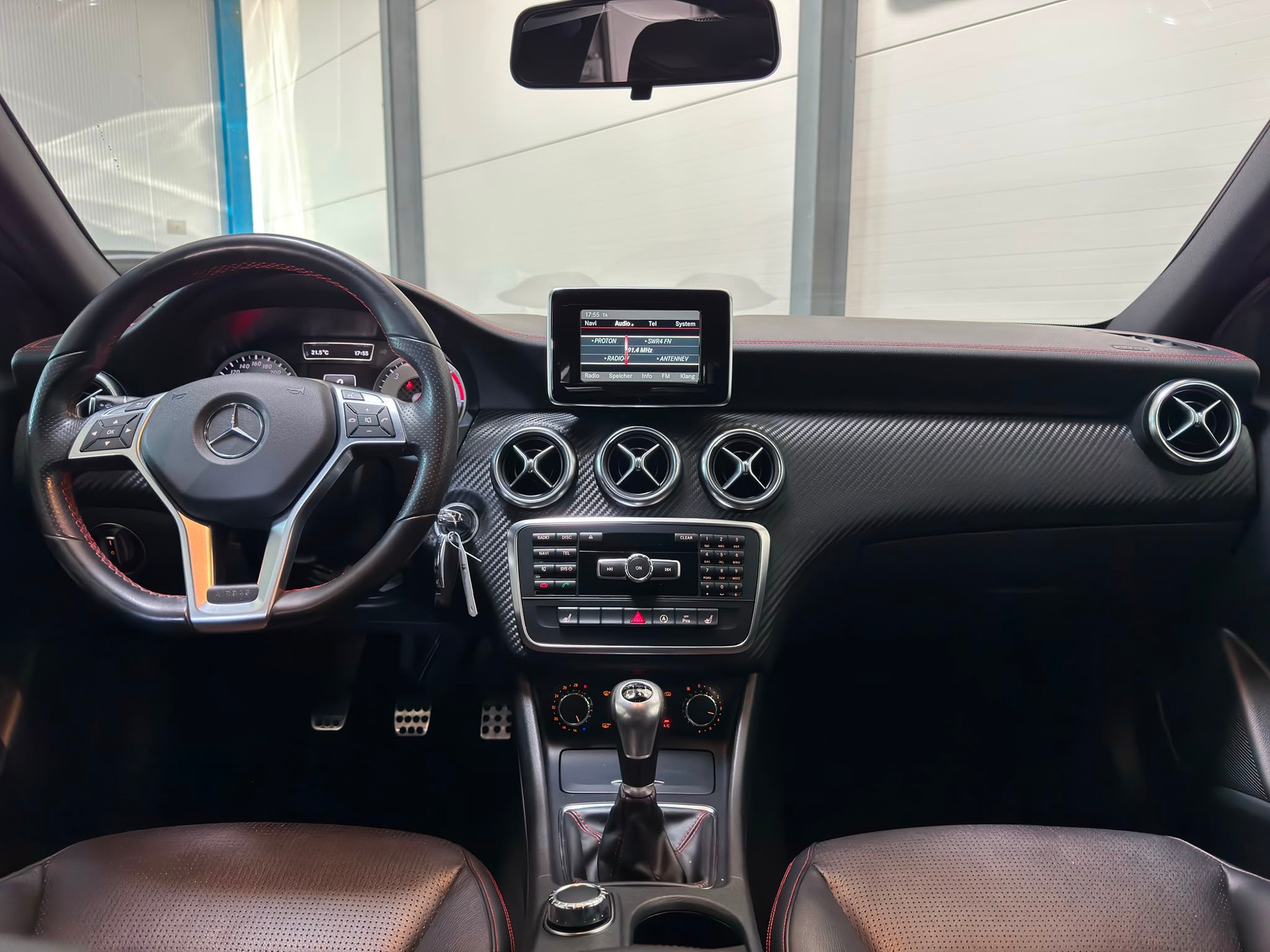 MERCEDES-BENZ A 200 CDI AMG Line-image-7