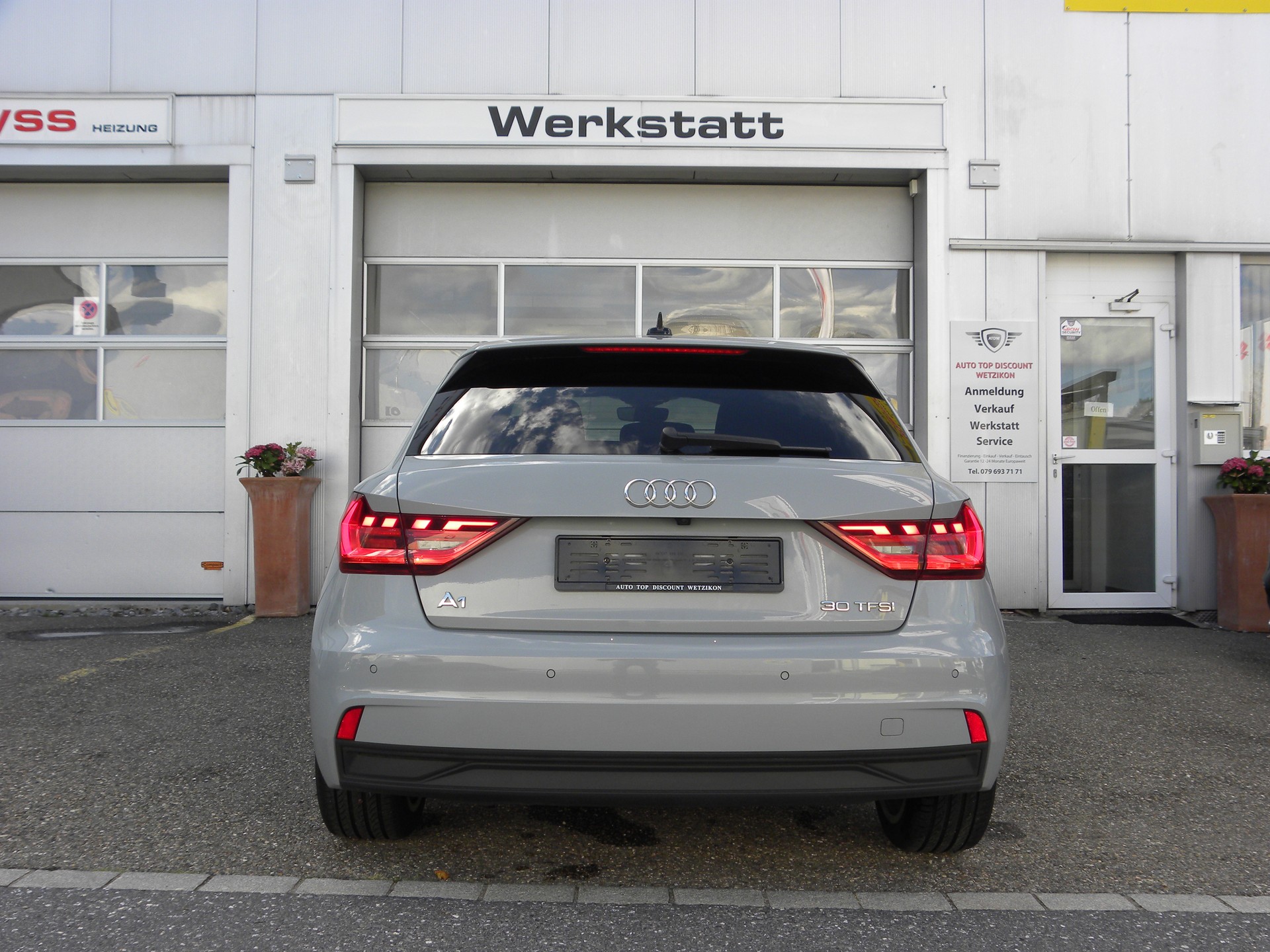 AUDI A1 Sportback 30 TFSI S-tronic S-Line-image-5