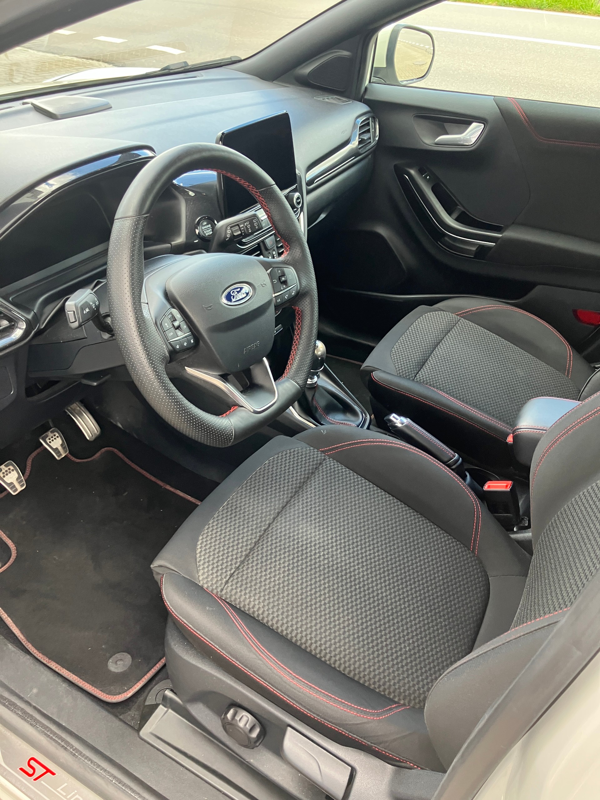 FORD Puma 1.0 MHEV ST-Line X-image-6