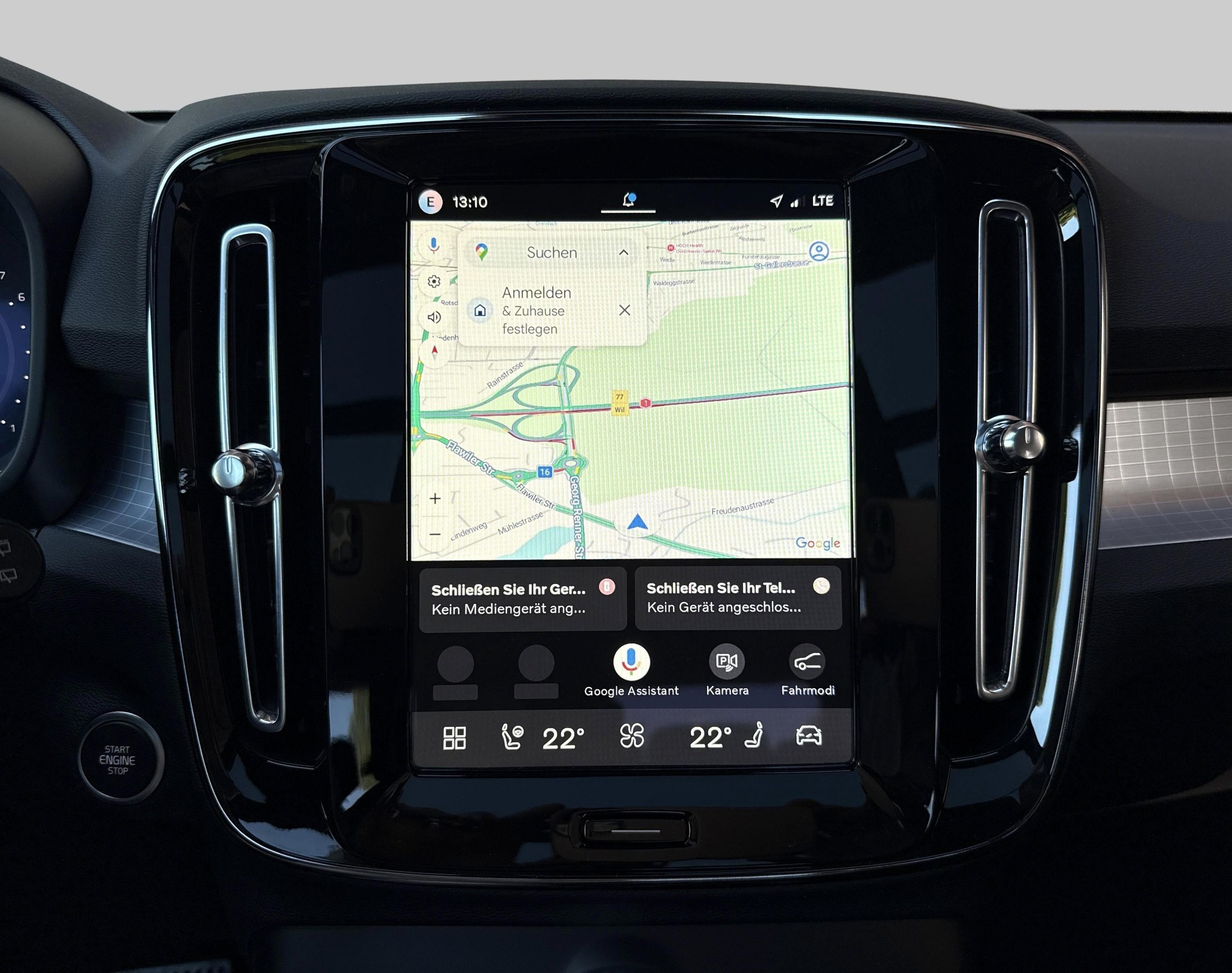 VOLVO XC40 2.0 B4 MH Black Edition-image-12