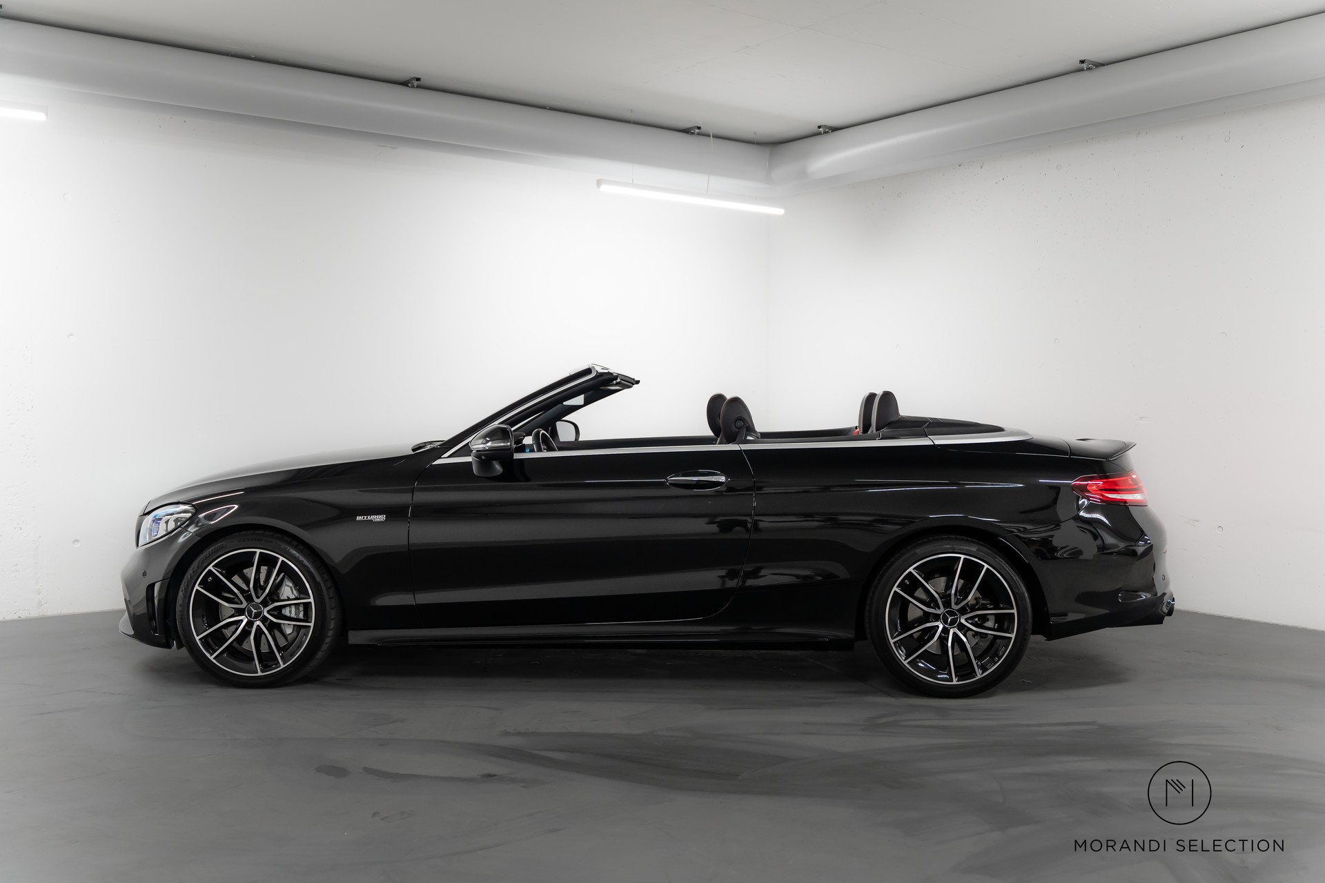 MERCEDES-BENZ C 43 AMG 4matic Cabriolet-image-0