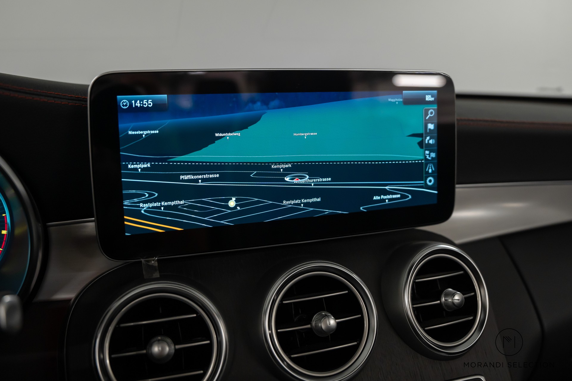 MERCEDES-BENZ C 43 AMG 4matic Cabriolet-image-30
