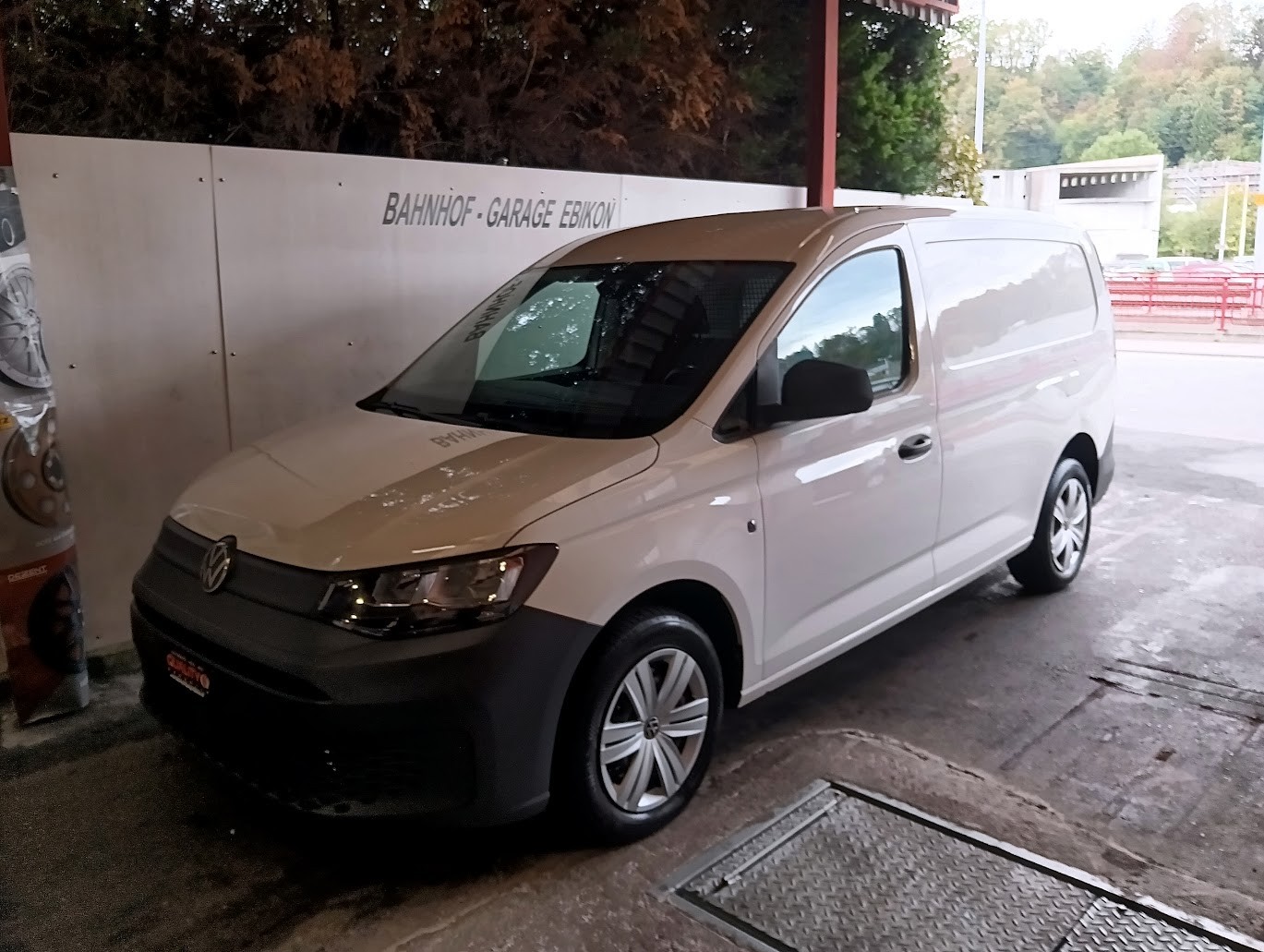 VW Caddy Cargo 1.5TSI Maxi DSG-image-3