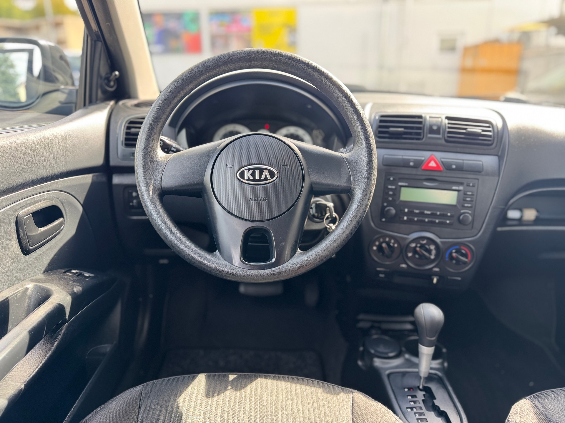 KIA Picanto 1.1 Trend Automatic-image-10