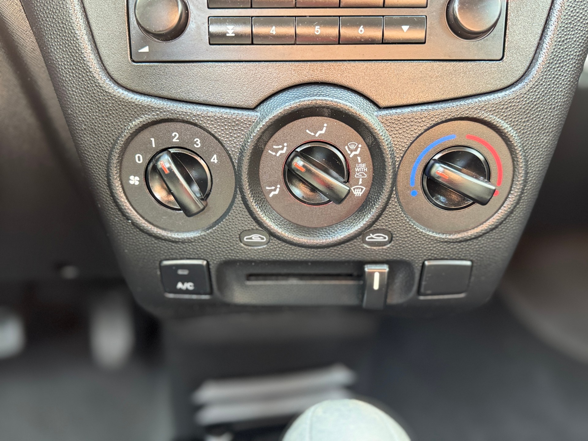 KIA Picanto 1.1 Trend Automatic-image-11