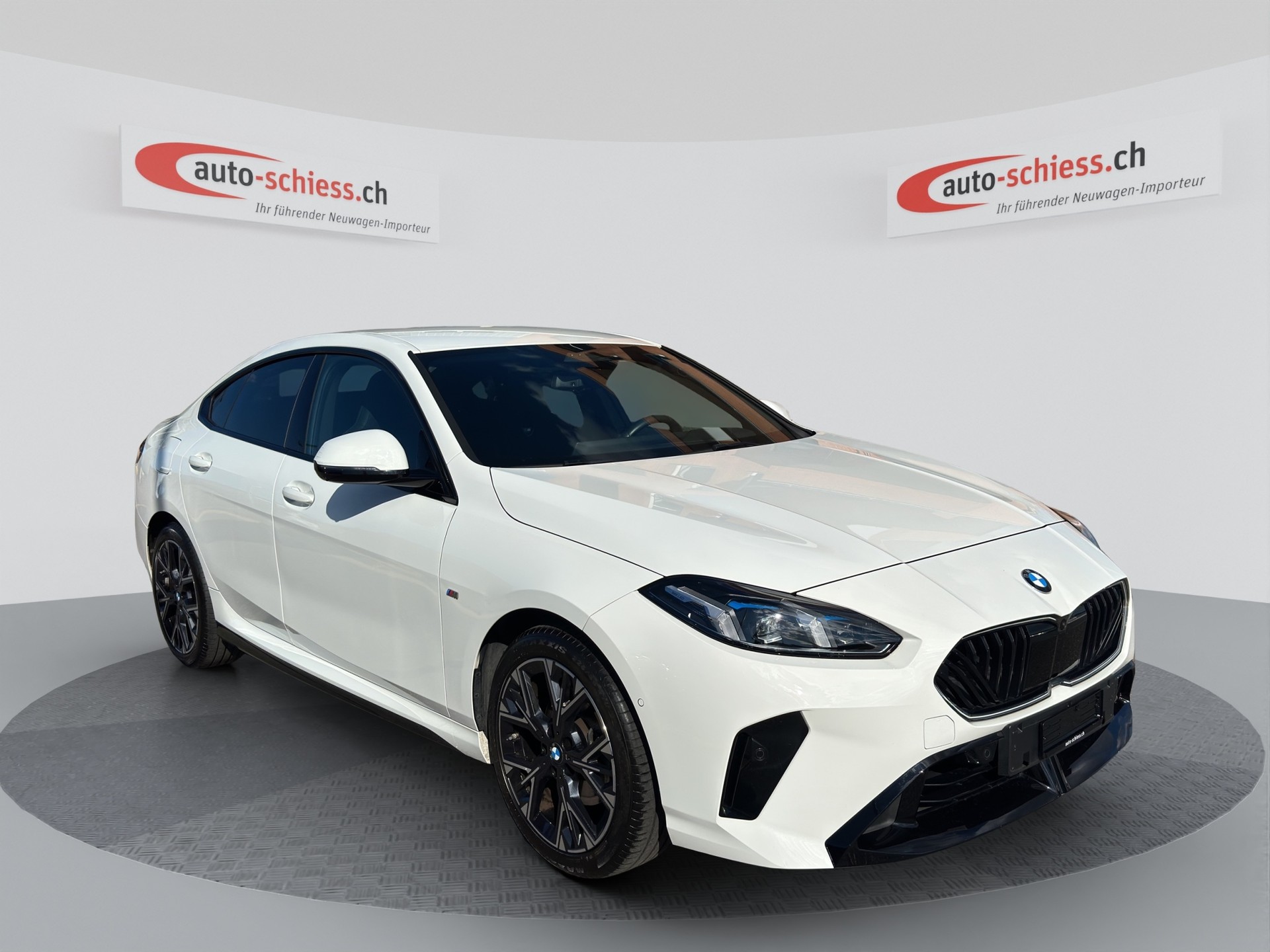 BMW 220 Gran Coupé 48V M Sport Steptronic-image-0