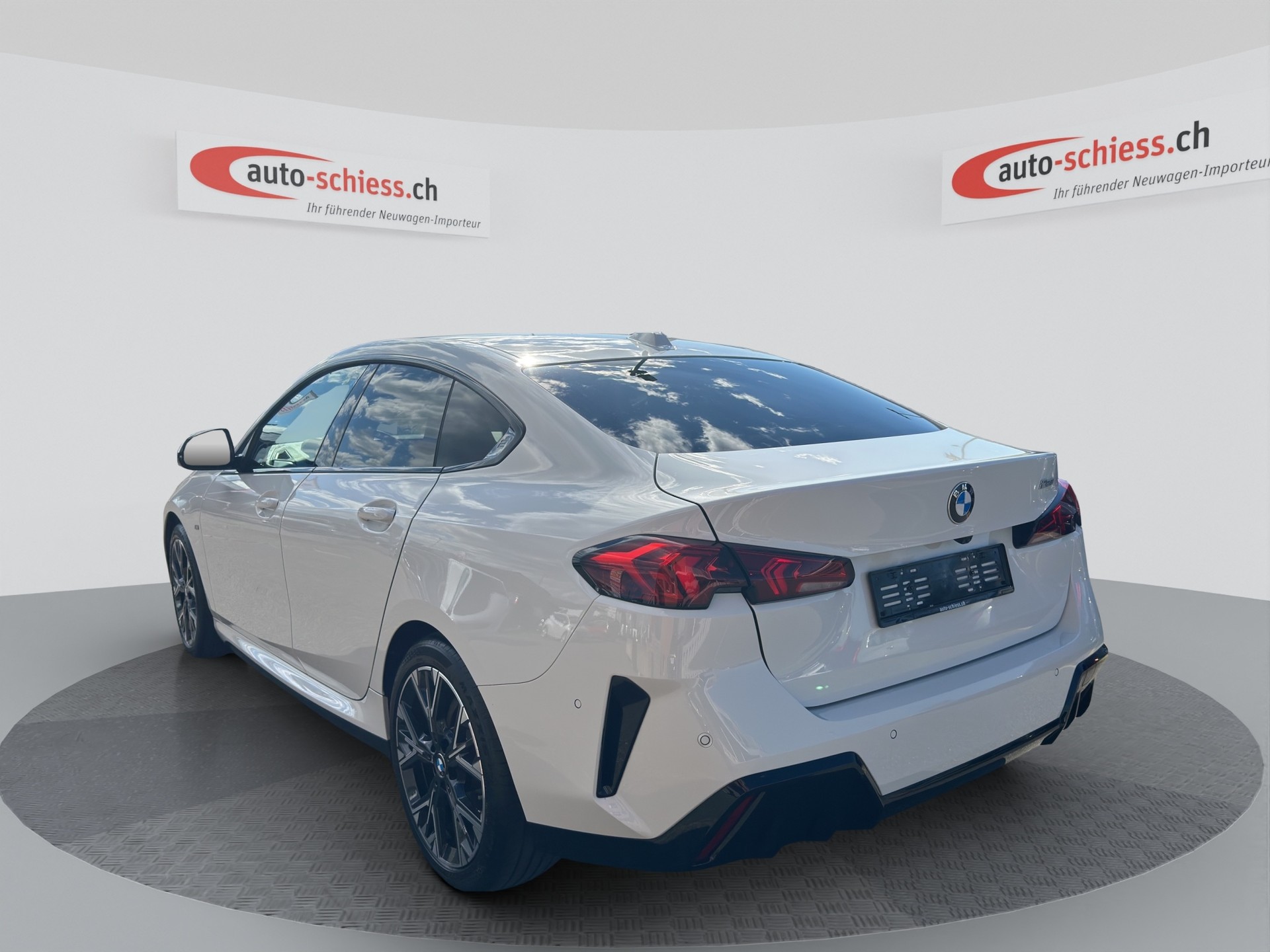 BMW 220 Gran Coupé 48V M Sport Steptronic-image-1