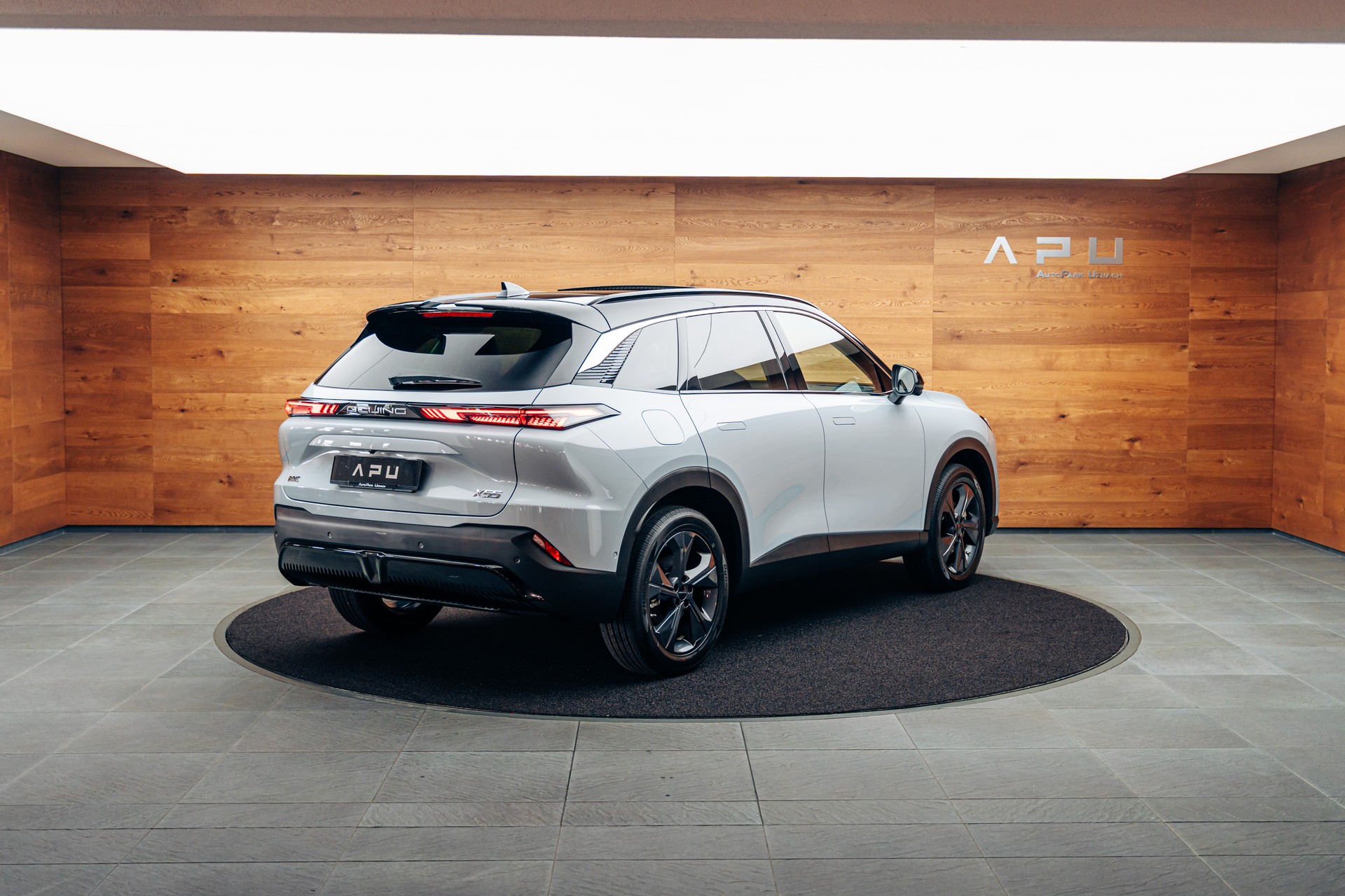 BAIC X55 1.5 Luxury-showroom-element-1