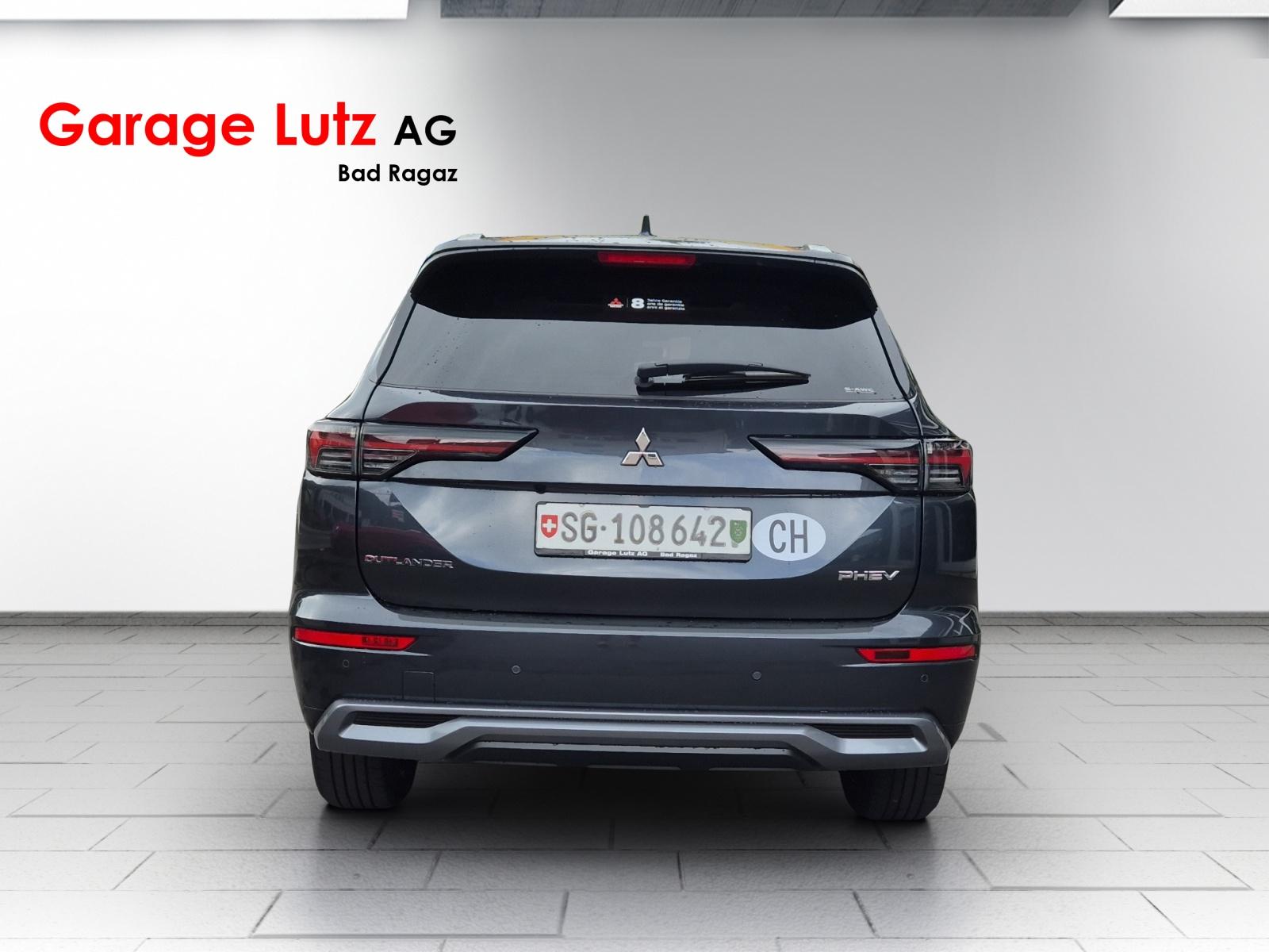 MITSUBISHI Outlander 2.4 PHEV Instyle 4x4-image-4